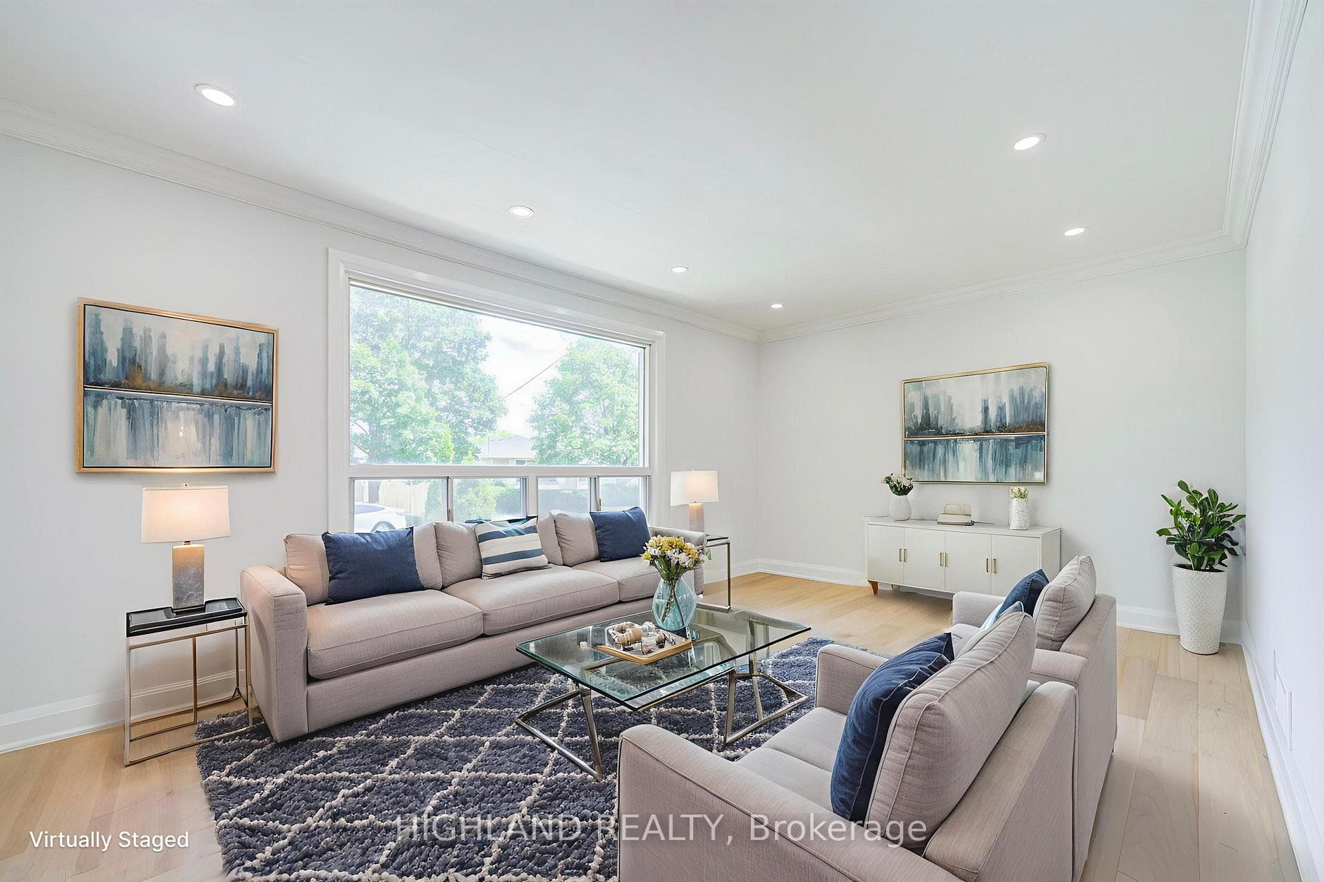 38 Esmond Crescent, Etobicoke (West Mall / Rexdale), ON M9W 1T4 - Photo 1