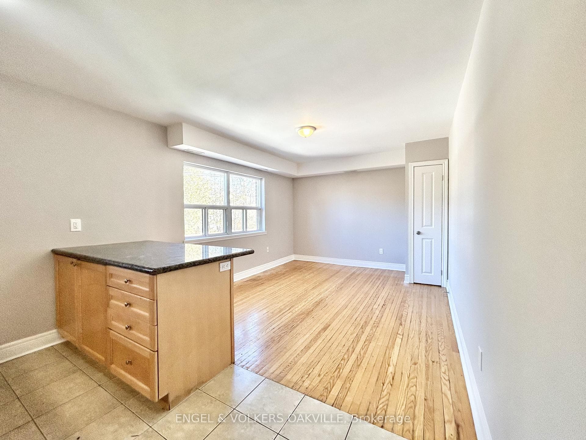 9 Thirty Third Street Unit 211, Liberty Village / Parkdale / South Parkdale, ON M8W 3G7 - Photo 1