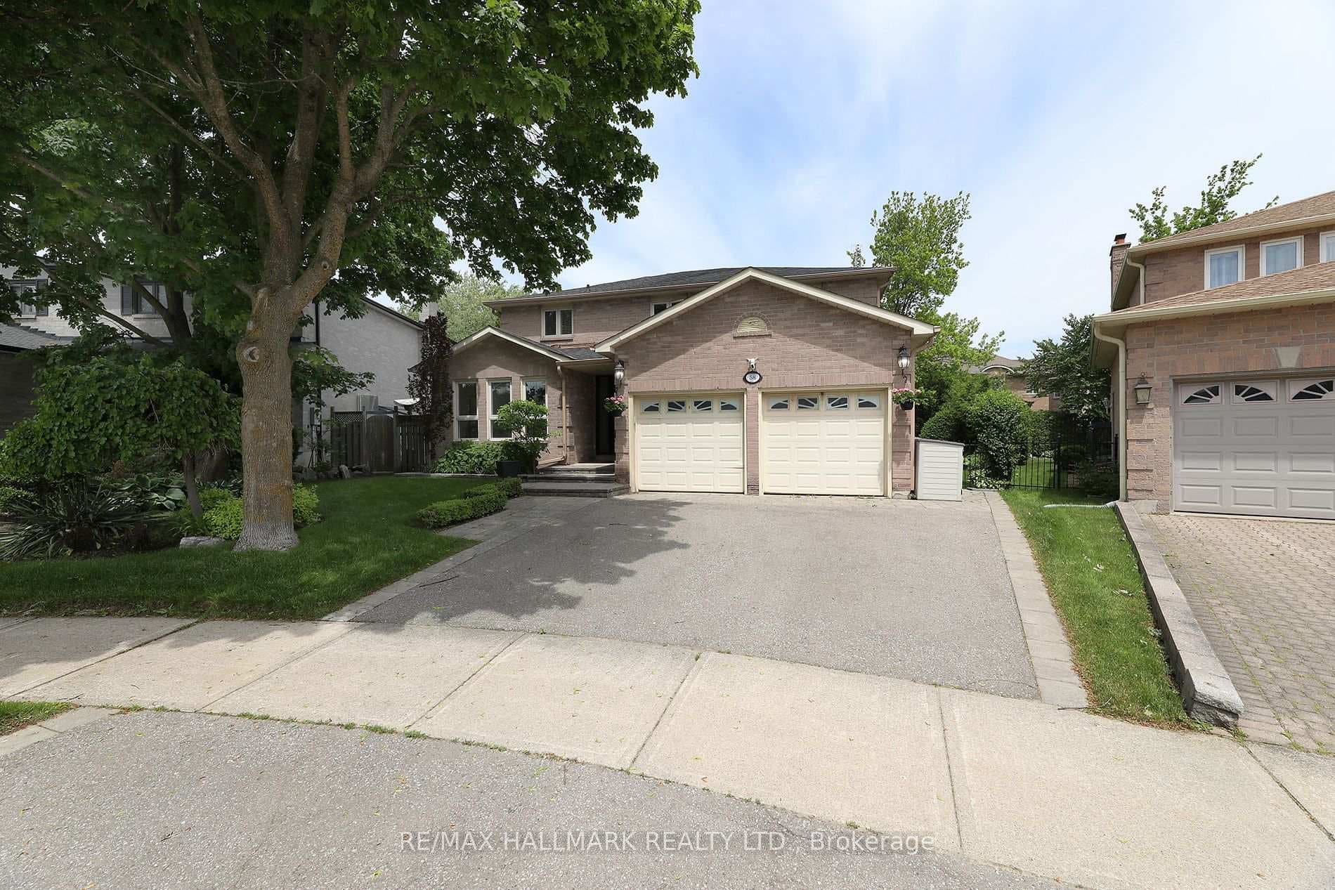 58 Pickett Crescent, Richmond Hill, ON L4C 9L3 - Photo 1