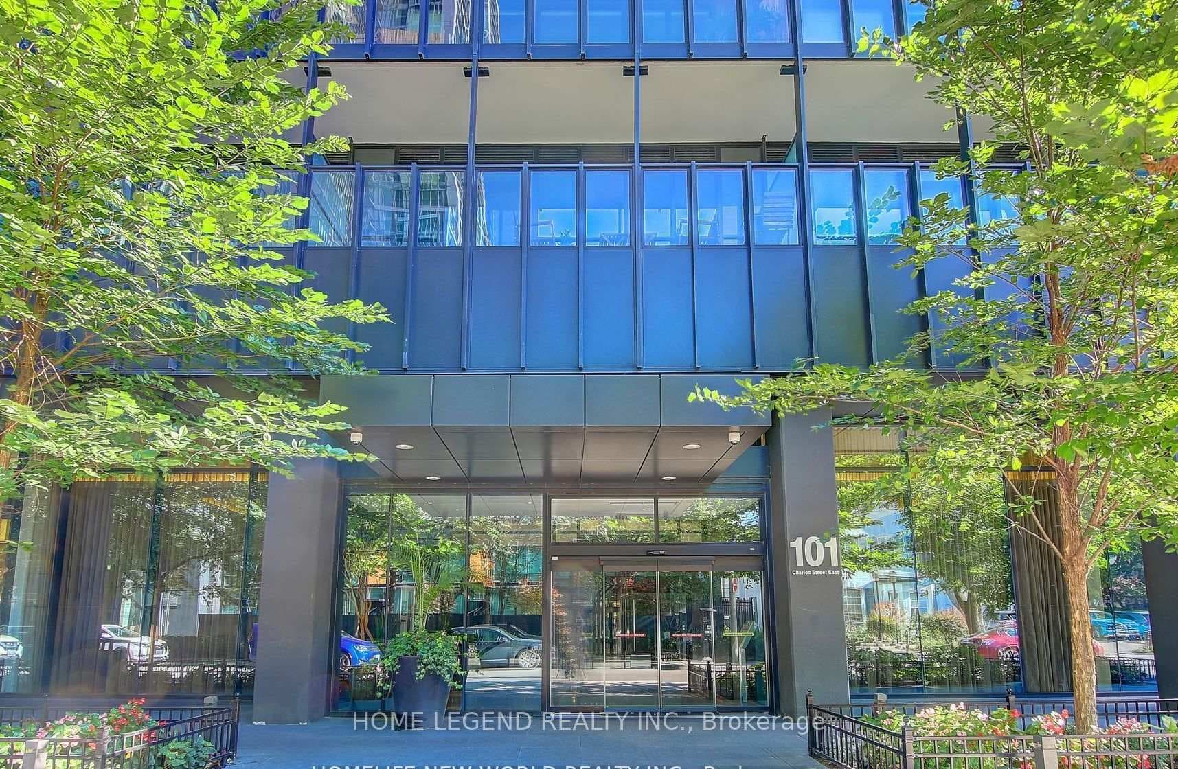 101 Charles Street Unit 3310, Regent Park / Cabbagetown / St. James Town, ON M4Y 0A9 - Photo 1