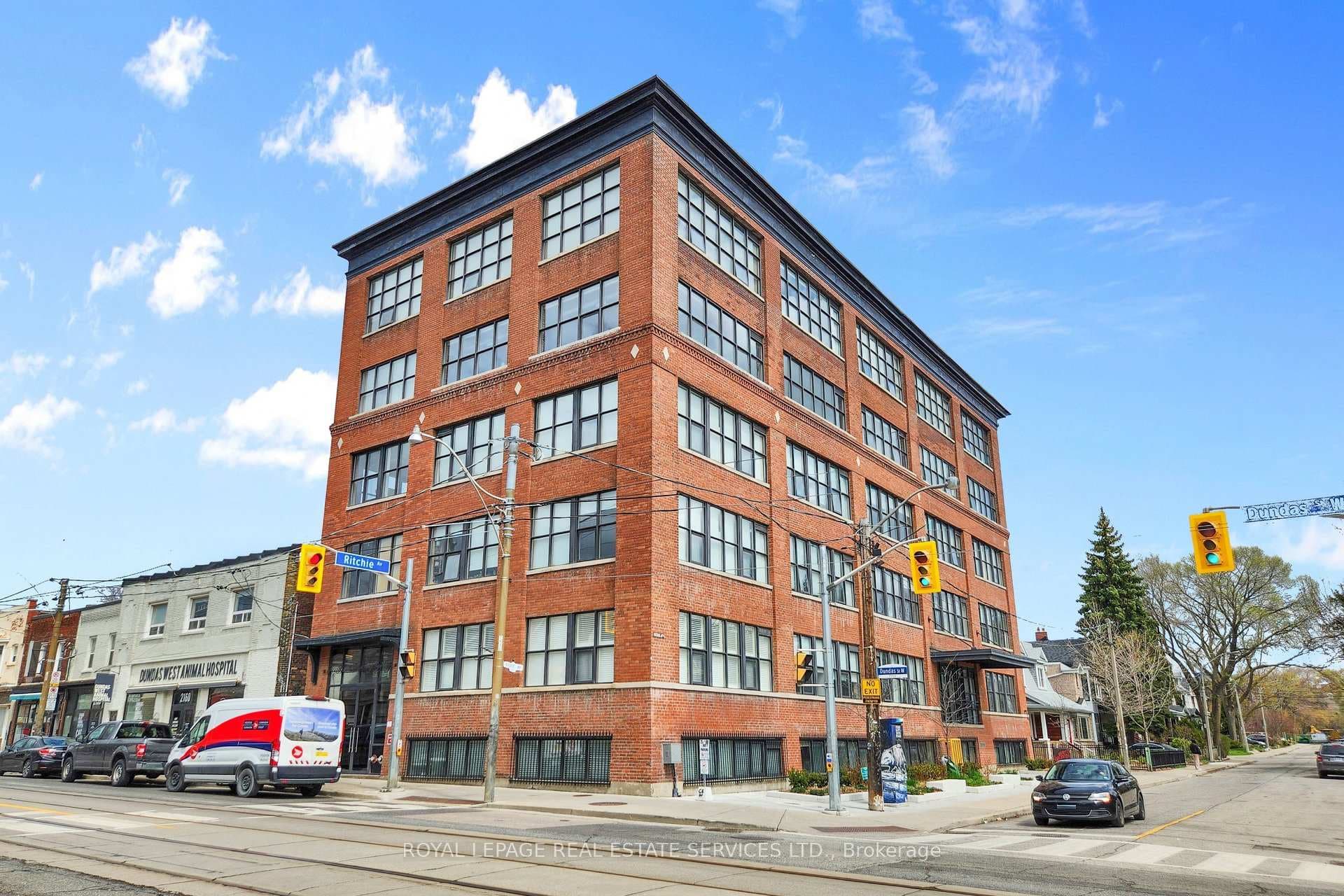 2154 Dundas Street Unit 405, High Park / Junction / Roncesvalles, ON M6R 1X3 - Photo 1