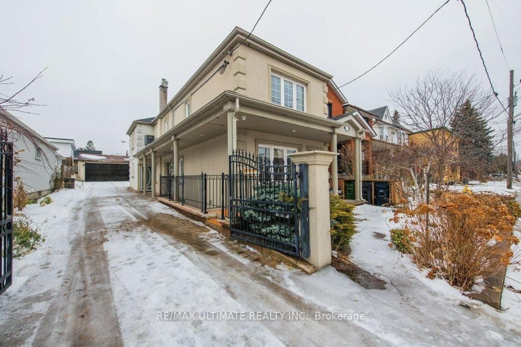 62 Teignmouth Avenue, Keelesdale / Eglinton West, ON M6E 1S9 - Photo 1
