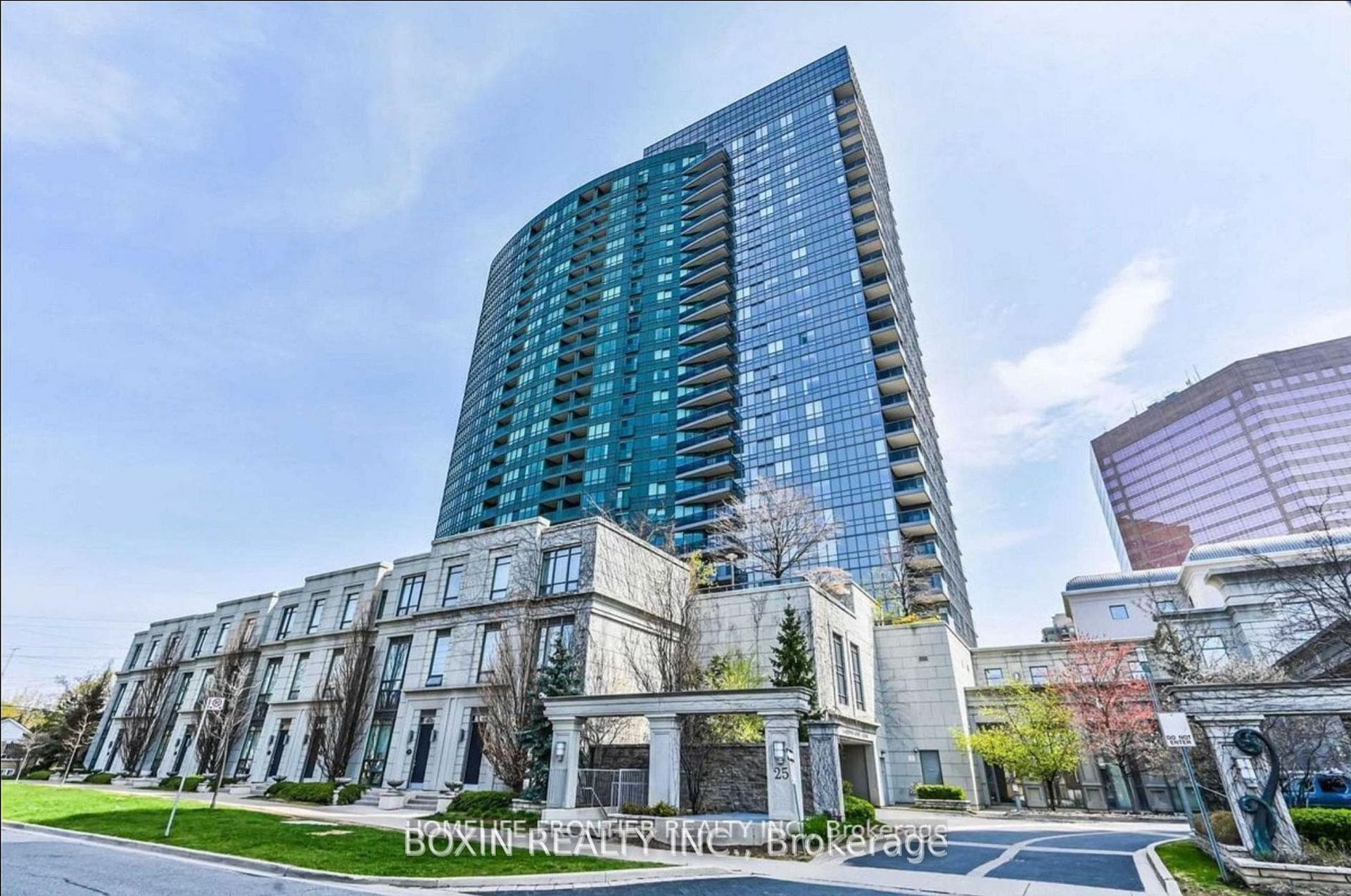 25 Greenview Avenue Unit 415, Willowdale / Newtonbrook, ON M2M 1R2 - Photo 1