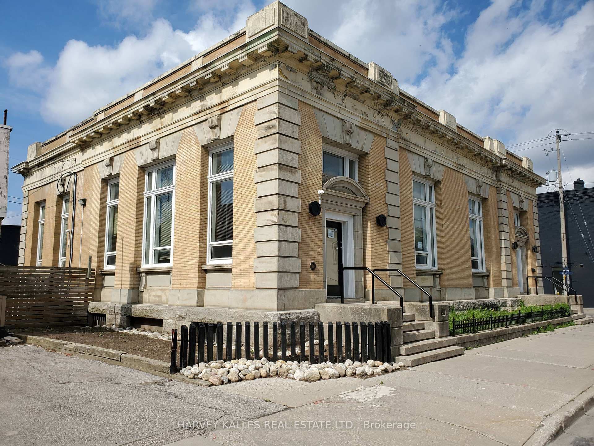 45 Peel Street, Norfolk, ON N3Y 1S3 - Photo 1