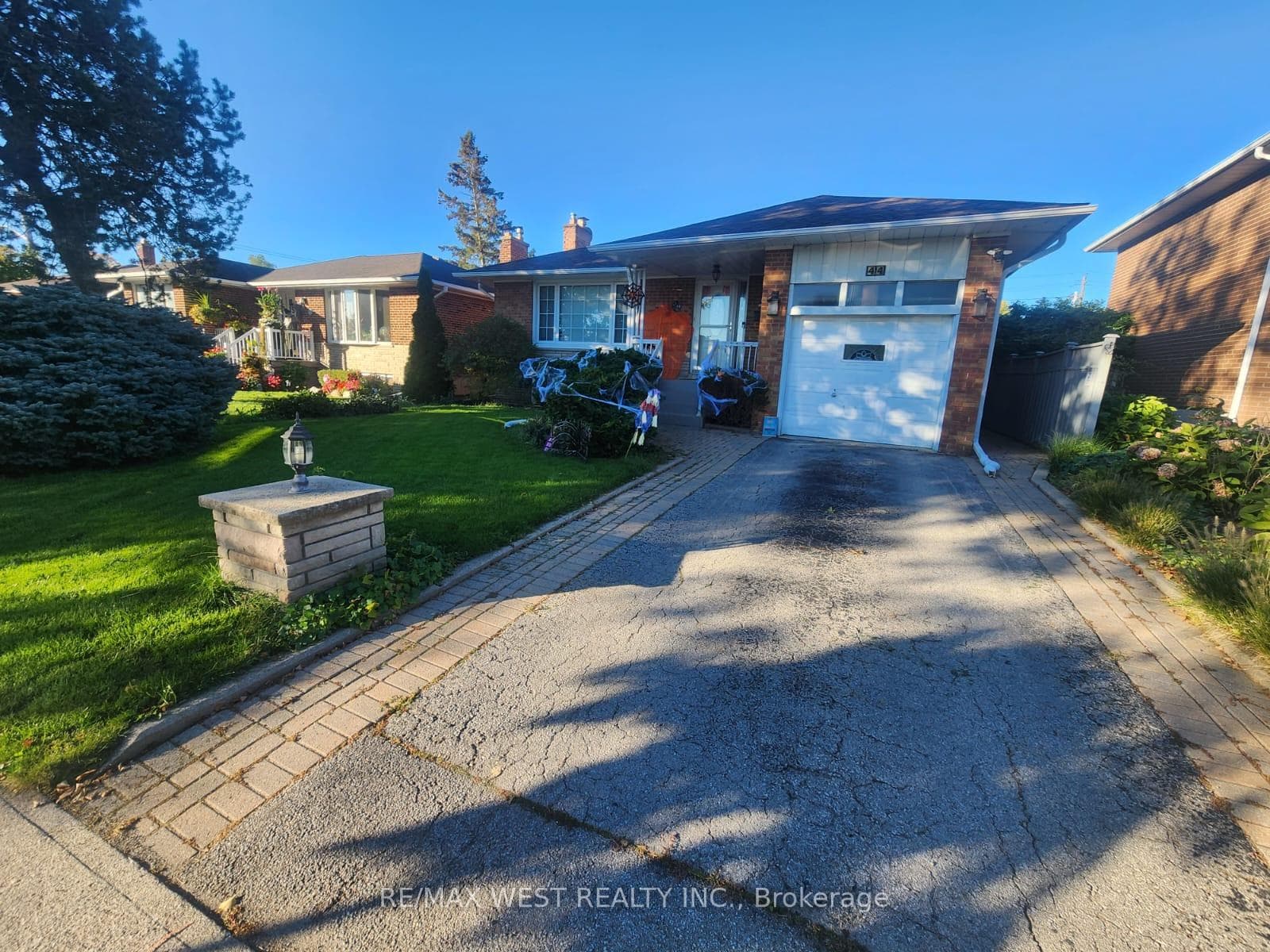 44 Landron Crescent Unit Basement, Etobicoke (Kingsview Village / Humber Heights), ON M9P 1K7 - Photo 1