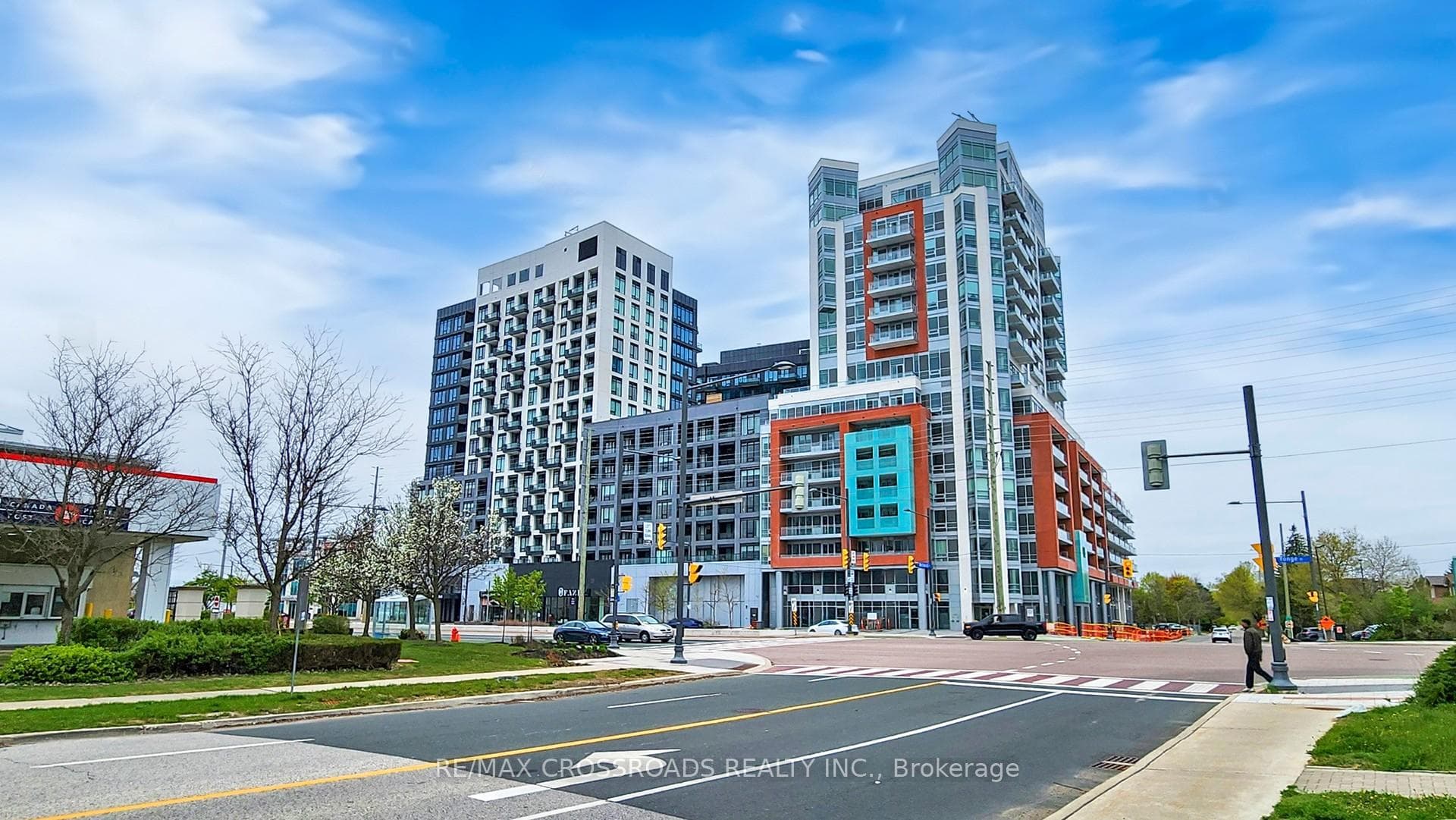 8868 Yonge Street Unit 319E, Richmond Hill, ON L4C 0T4 - Photo 1