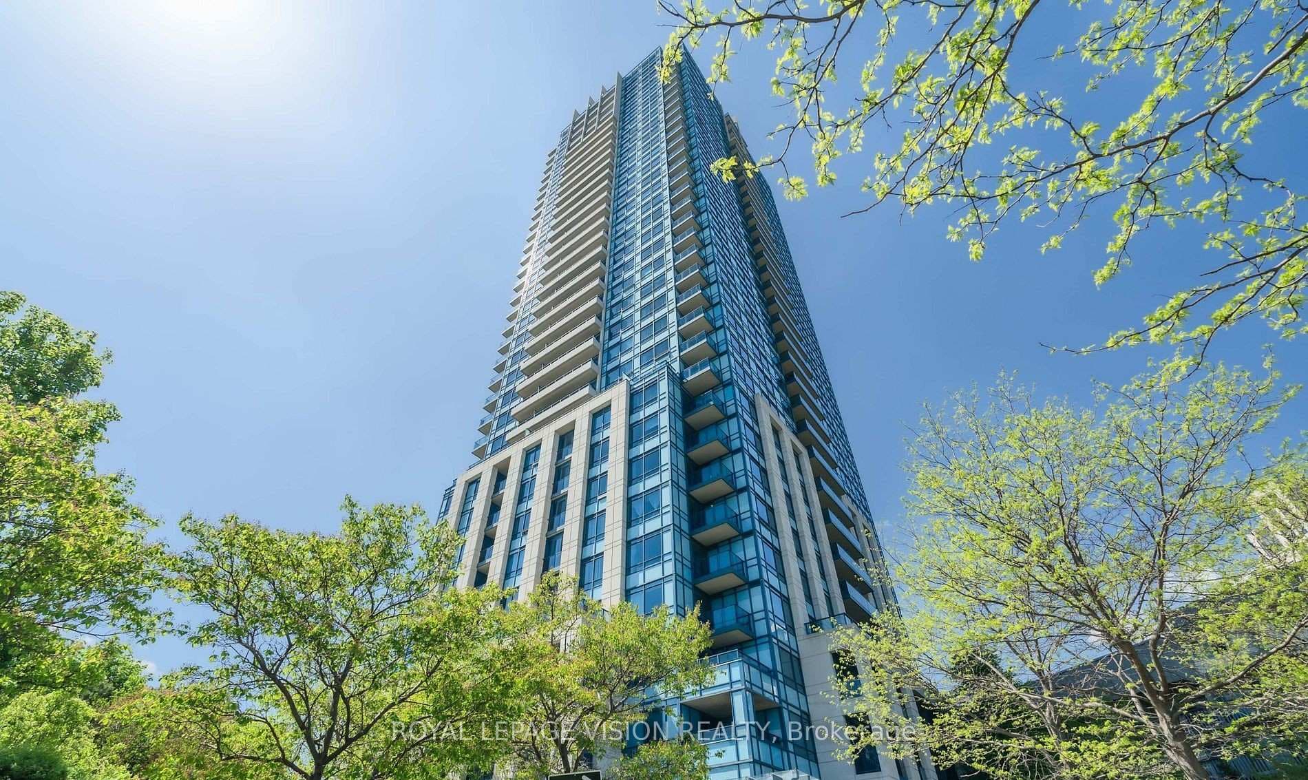 181 Wynford Drive Unit 1906, Don Mills / Parkwoods / Victoria Village, ON M3C 0C6 - Photo 1