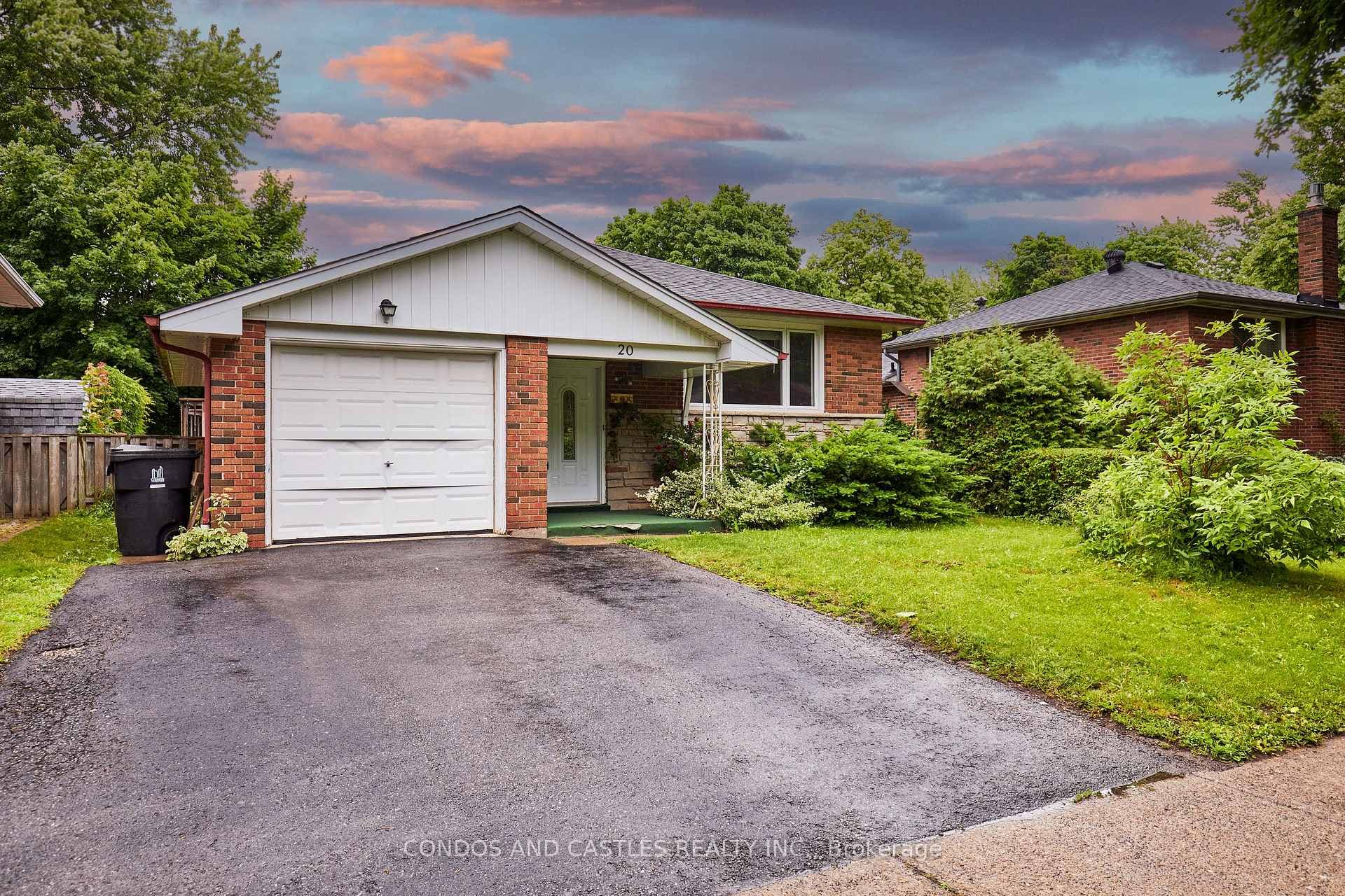 20 Stanland Drive, Scarborough Town Centre, ON M1M 2G4 - Photo 1