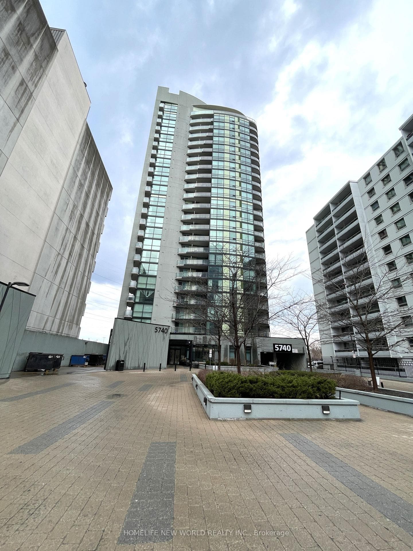 5740 Yonge Street Unit 1804, Thornhill / Willowdale, ON M2M 0B1 - Photo 1