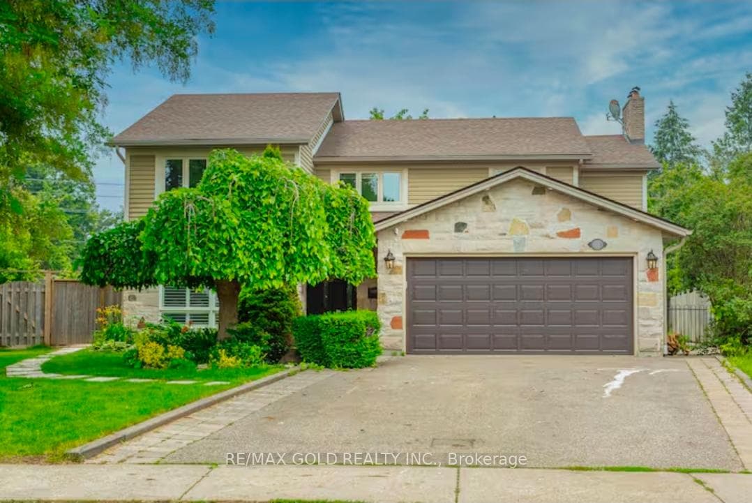 1749 Wembury Road Unit Upper, Mississauga, ON L5J 4G4 - Photo 1