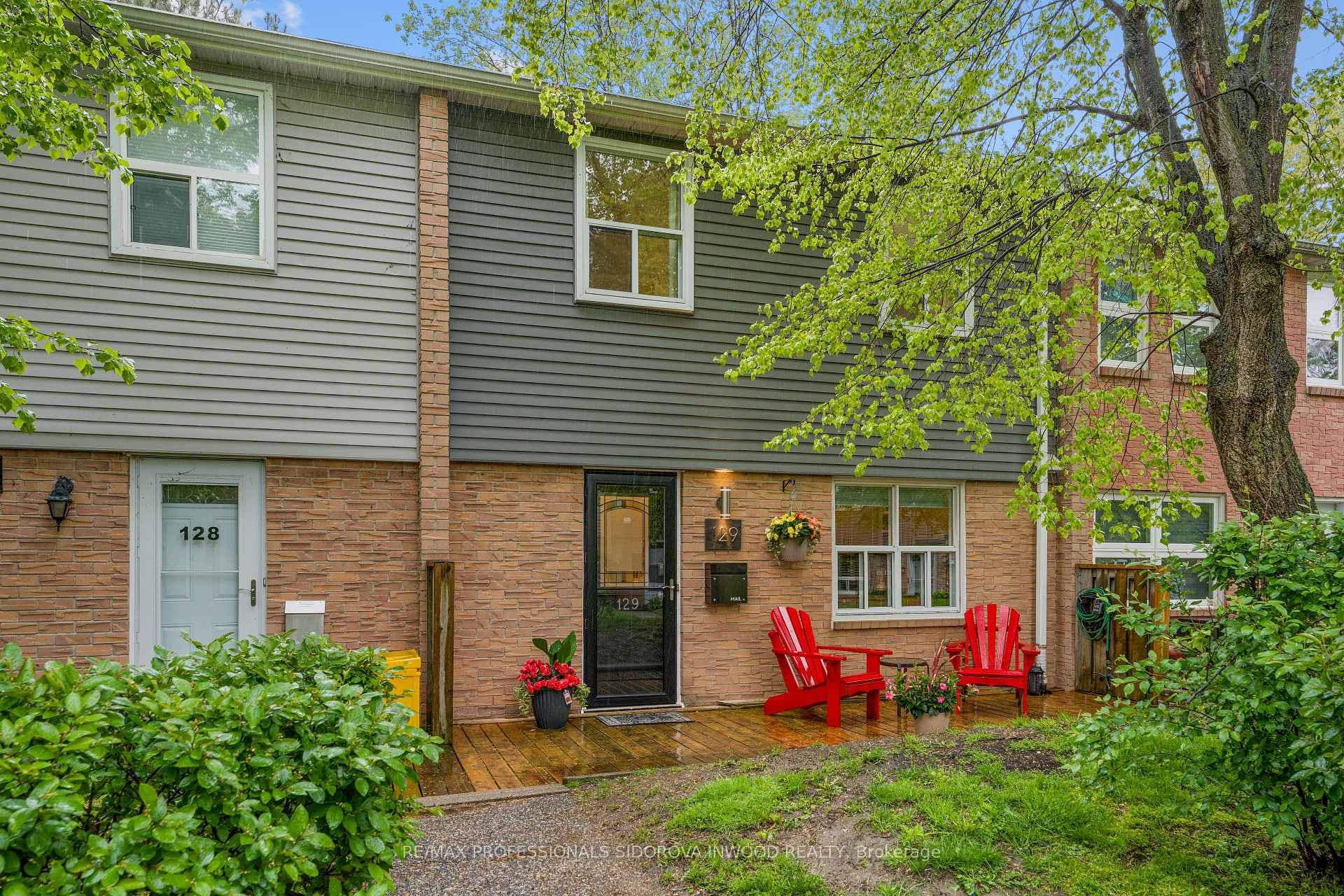1050 Shawnmarr Road Unit 129, Mississauga, ON L5H 3V1 - Photo 1