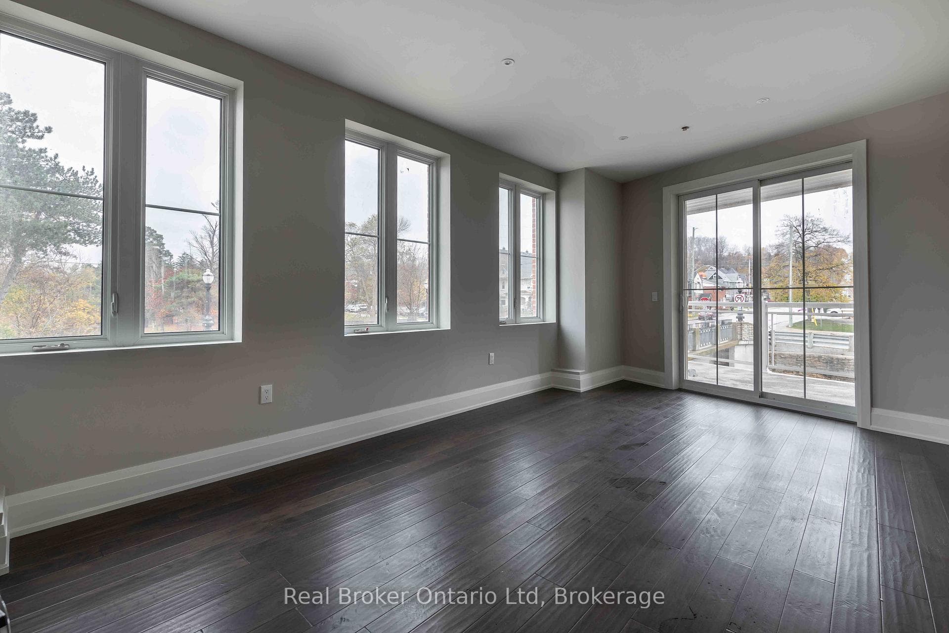 80 9th Street Unit 105, Owen Sound, ON N4K 1N4 - Photo 1