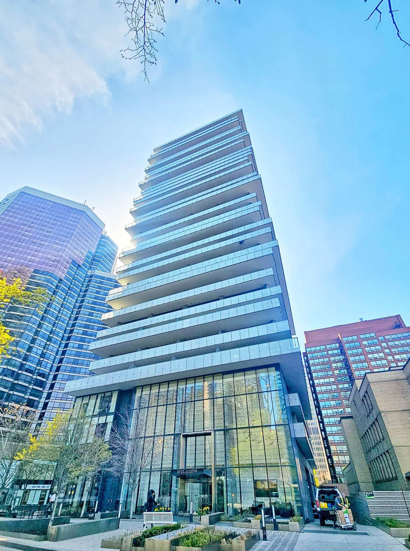 57 St Joseph Street Unit 903, Downtown Toronto / Waterfront, ON M5S 0C5 - Photo 1