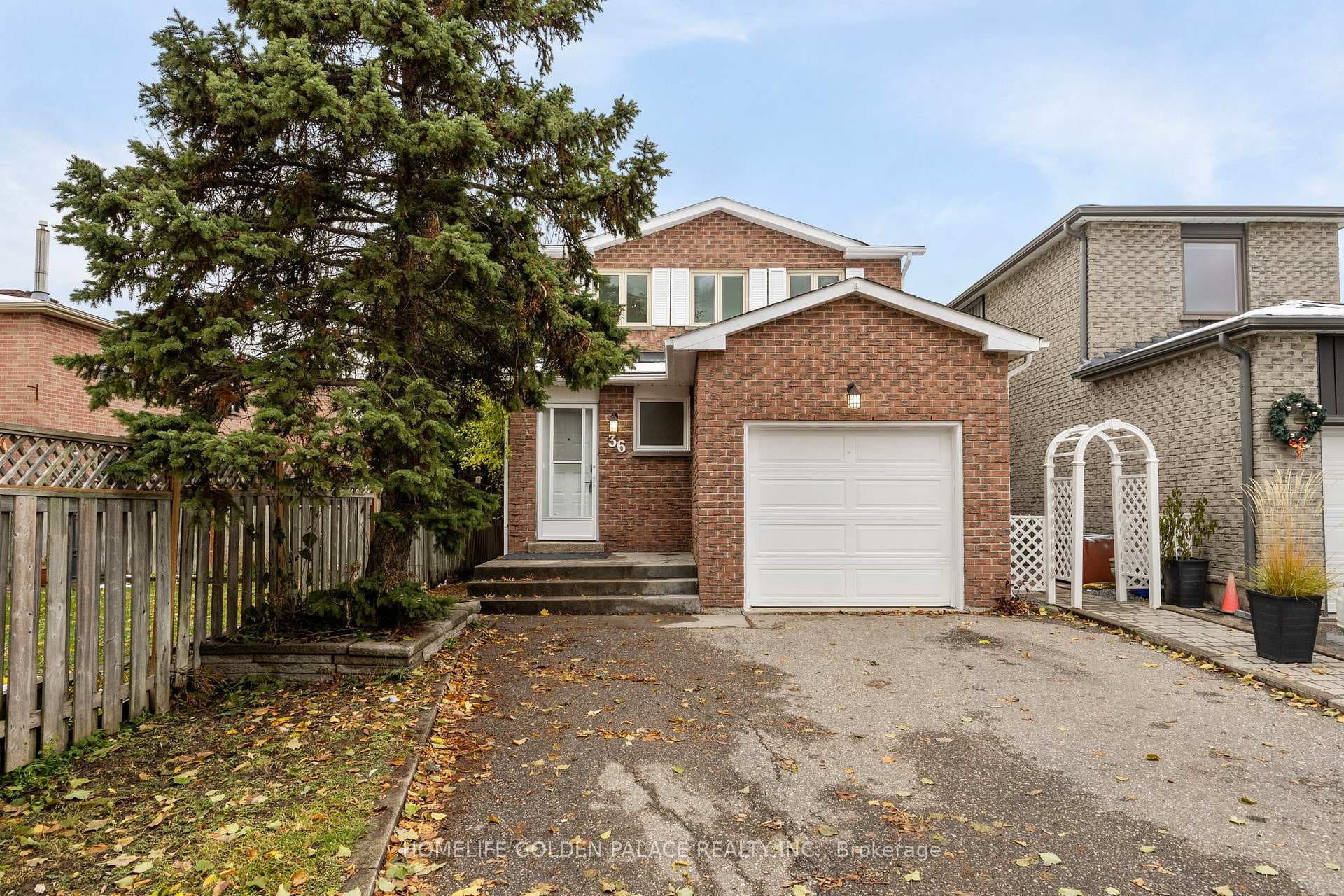 36 Moonlight Lane, Richmond Hill, ON L4C 8K4 - Photo 1