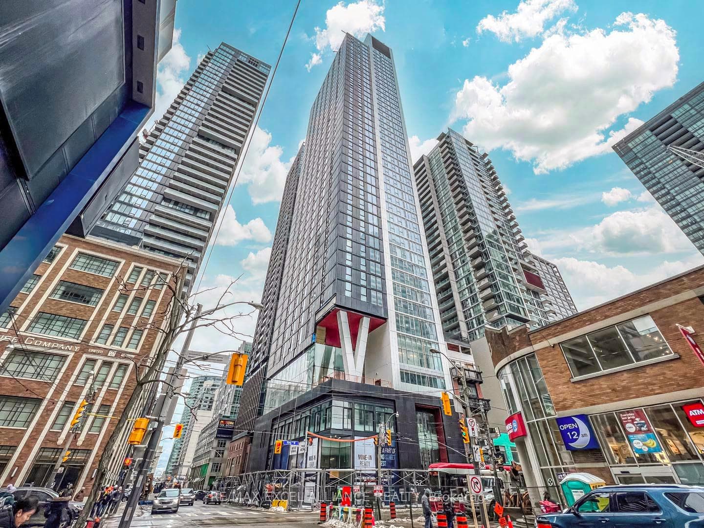 357 King Street Unit 1108, Downtown Toronto / Waterfront, ON M5V 0S7 - Photo 1