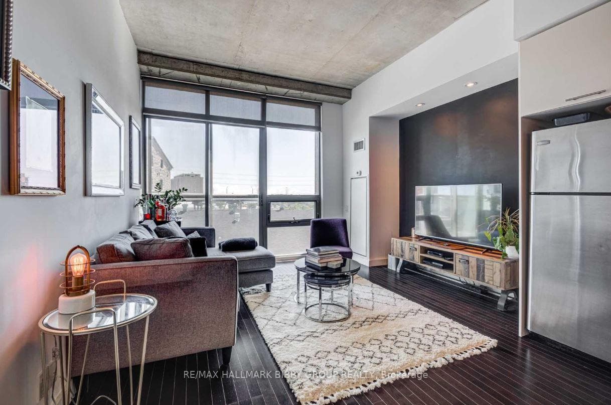 33 Mill Street Unit 425, Regent Park / Cabbagetown / St. James Town, ON M5A 3R3 - Photo 1