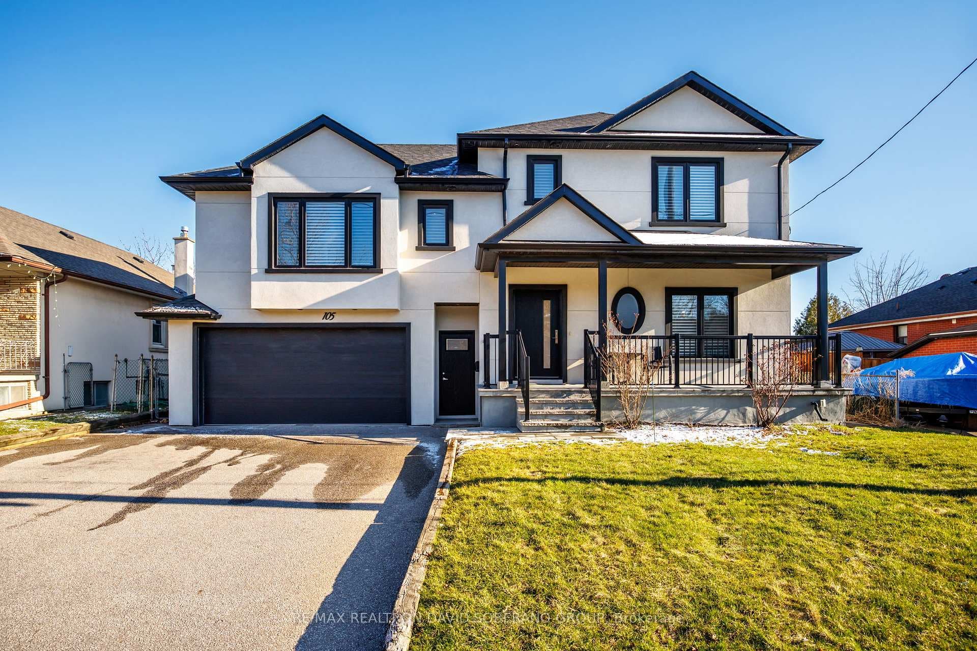 105 Winston Park Boulevard, Toronto W05
