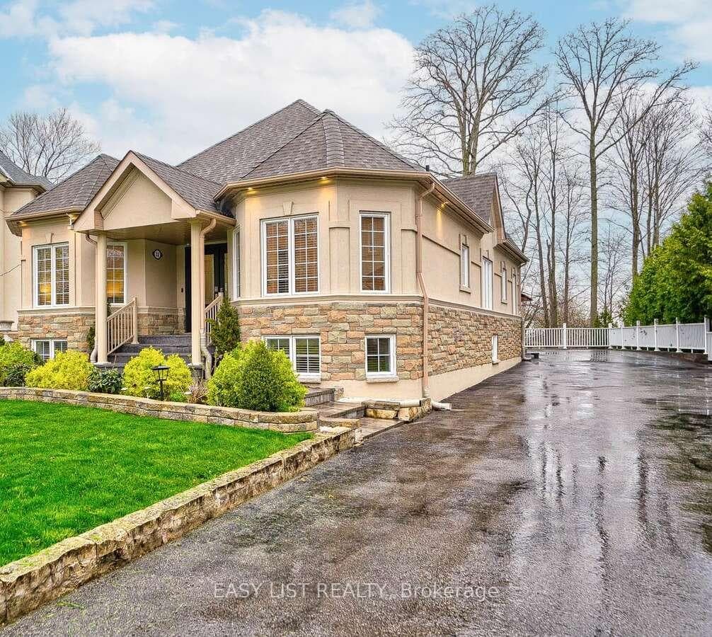 32 Warden Woods Court, Markham, ON L3R 5W5 - Photo 1