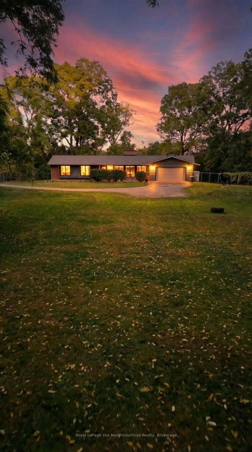 1539 Finch Avenue, Pickering, ON L1V 1K2 - Photo 1