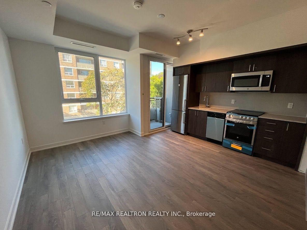 1 Cardiff Road Unit 308, Leaside / Davisville, ON M4P 0G2 - Photo 1