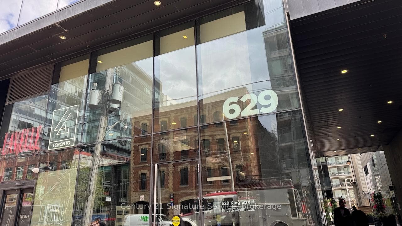 Entrance from King Street