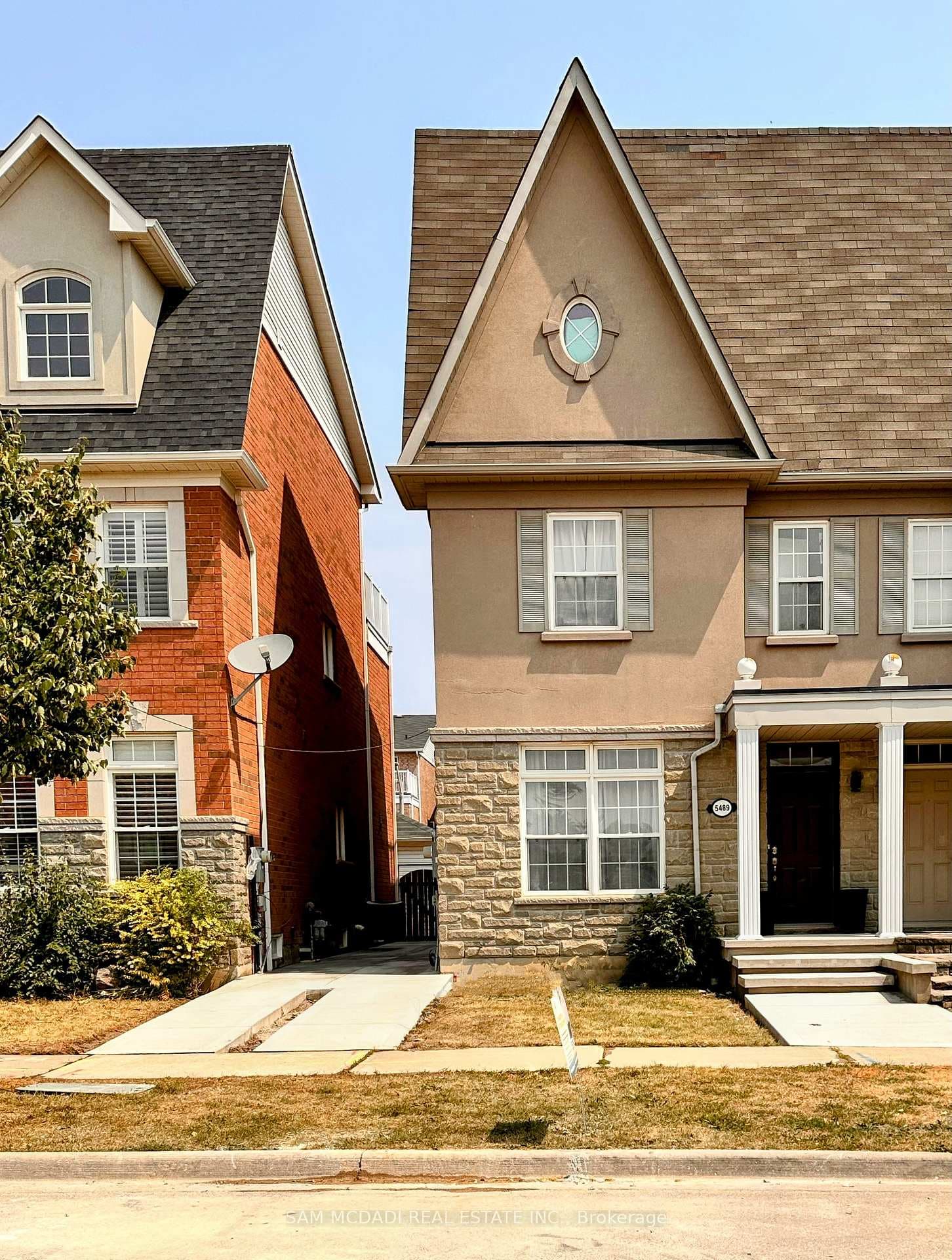 5489 Festival Drive, Mississauga, ON L5M 0G6 - Photo 1