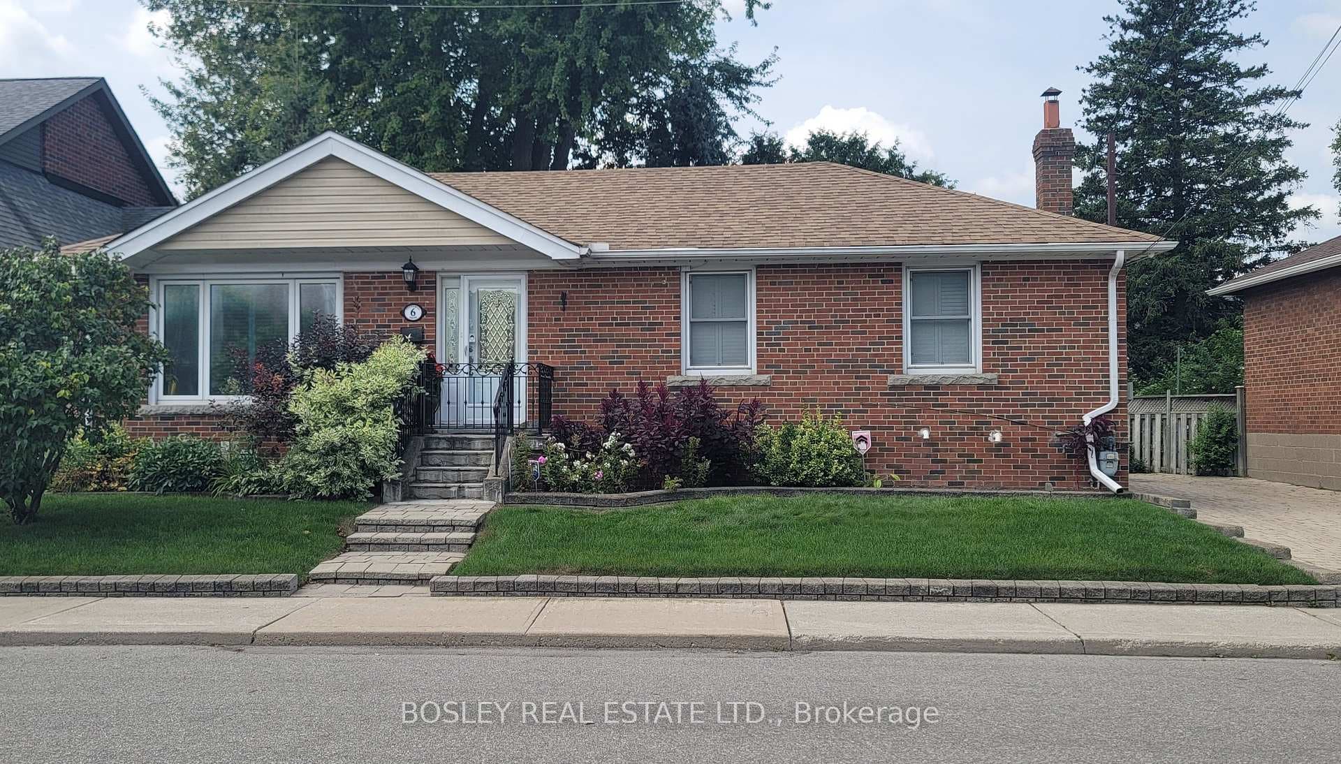 6 Youngmill Drive Unit Bsmt, Danforth / East York, ON M4B 2W6 - Photo 1