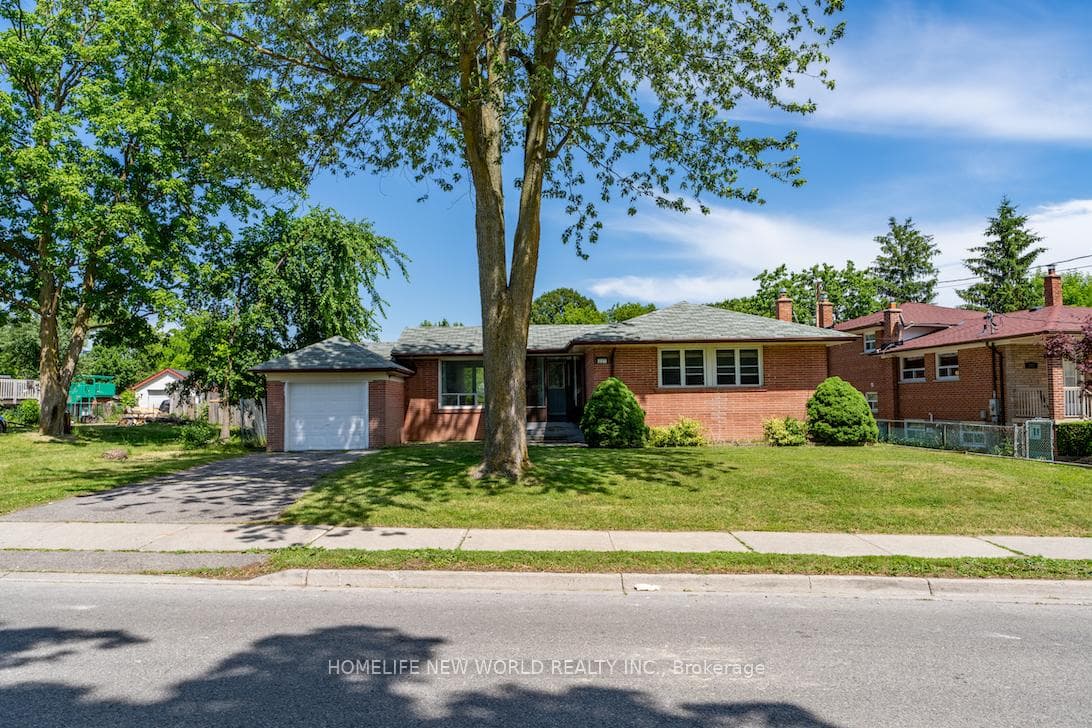 227 Church Street, Richmond Hill, ON L4C 1W7 - Photo 1