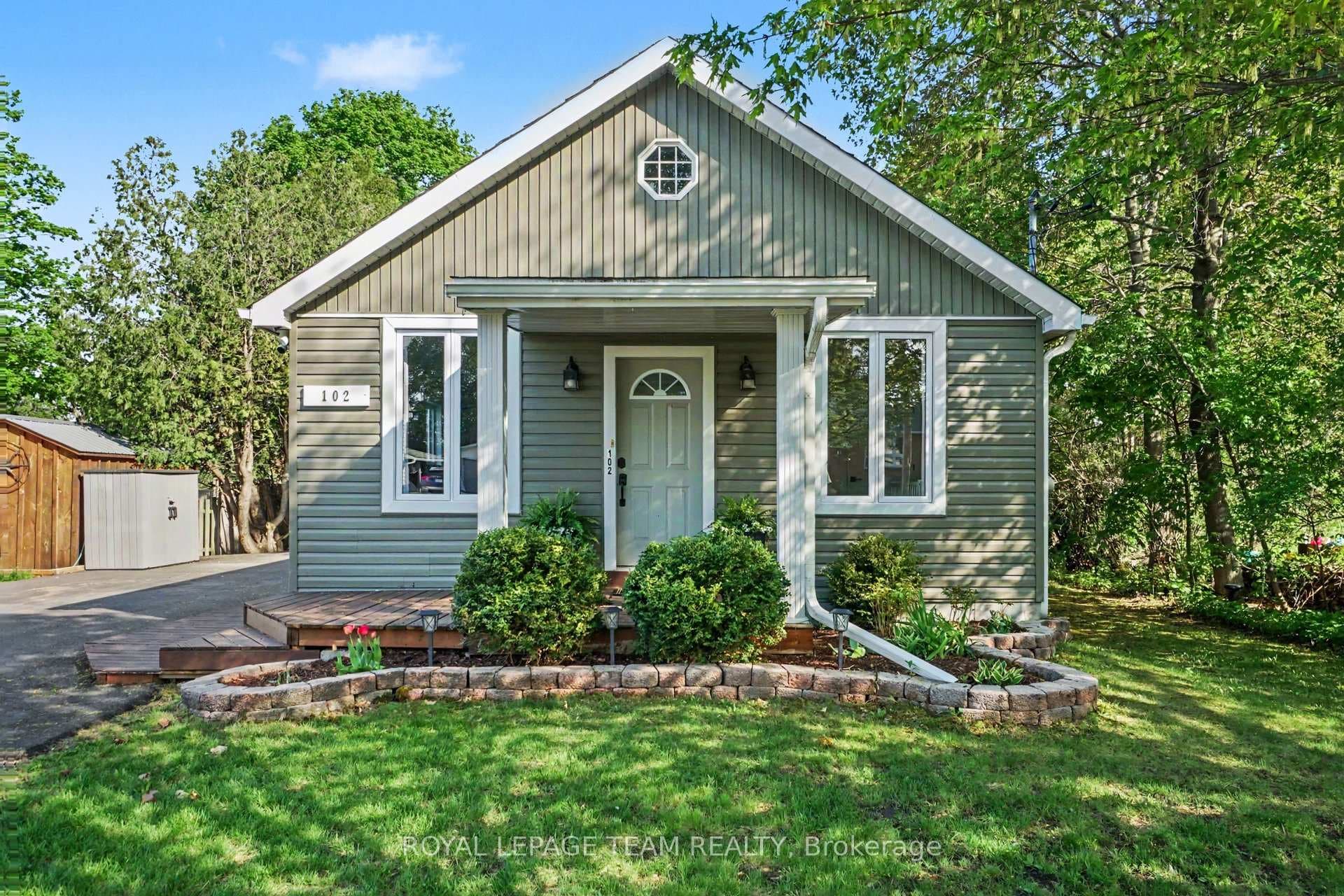 102 Strachan Street, Stittsville - Munster - Richmond