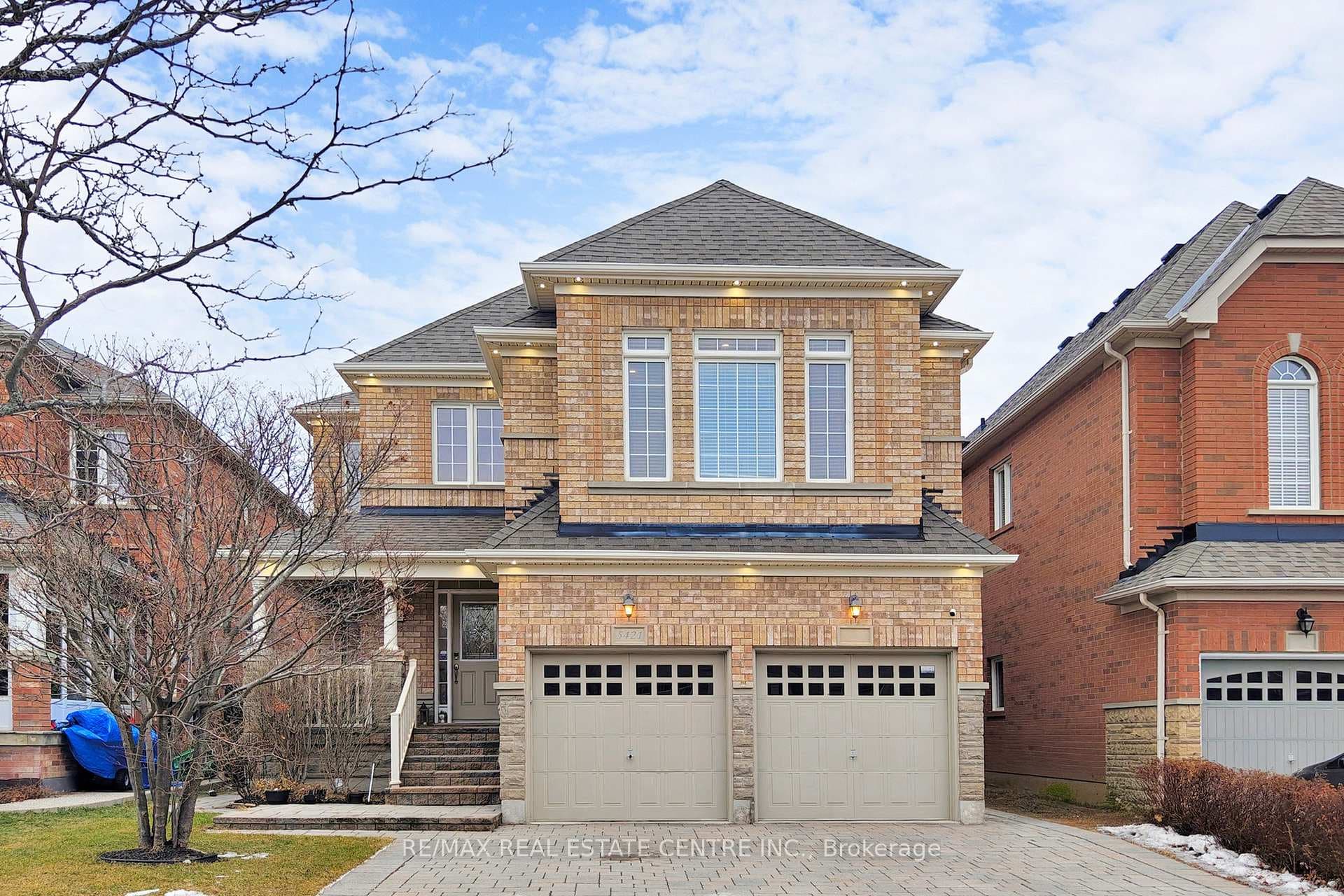 5421 Freshwater Drive, Mississauga, ON L5M 0J8 - Photo 1