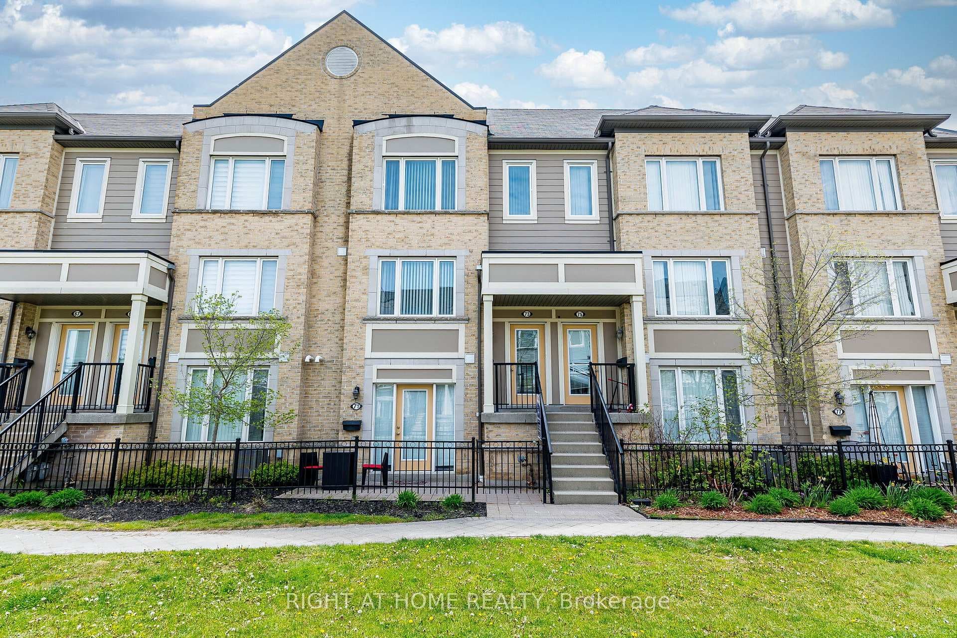 5650 Winston Churchill Boulevard Unit 73, Mississauga, ON L5M 0L7 - Photo 1