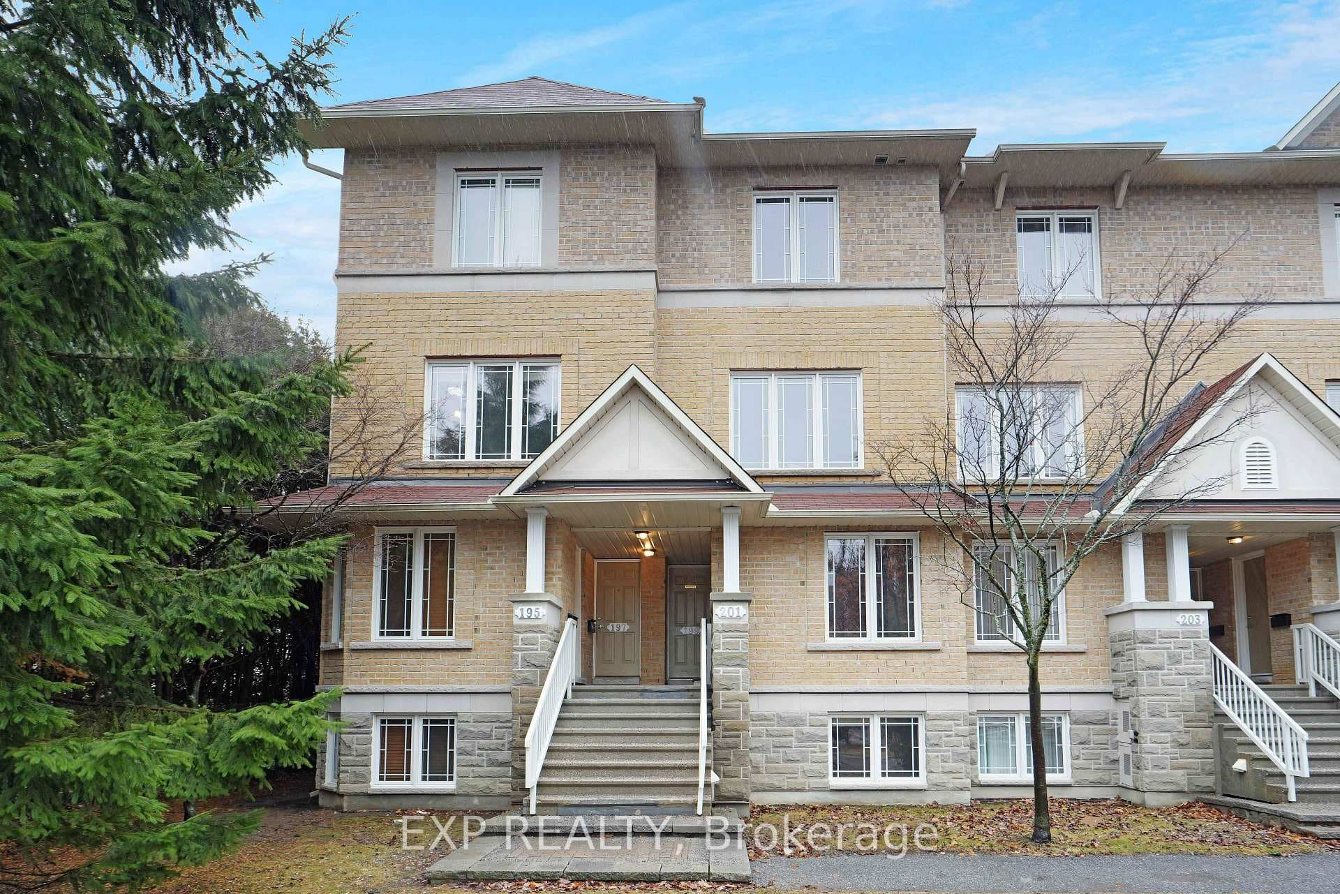 201 Paseo Private Unit 201, South of Baseline to Knoxdale, ON K2G 4N5 - Photo 1