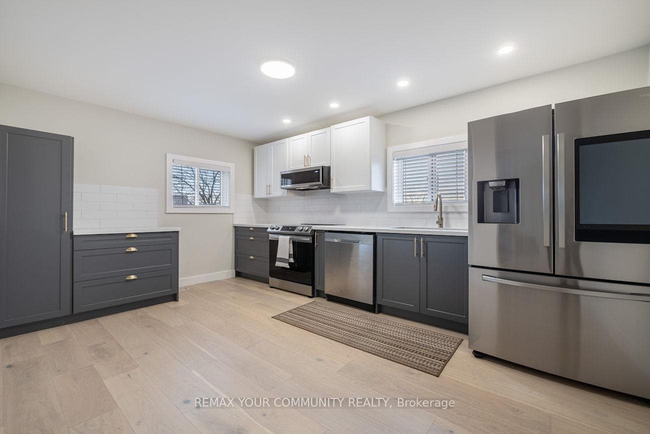 42 Lockerbie Avenue Unit 2nd Floor, York / Weston, ON M9N 3A2 - Photo 1
