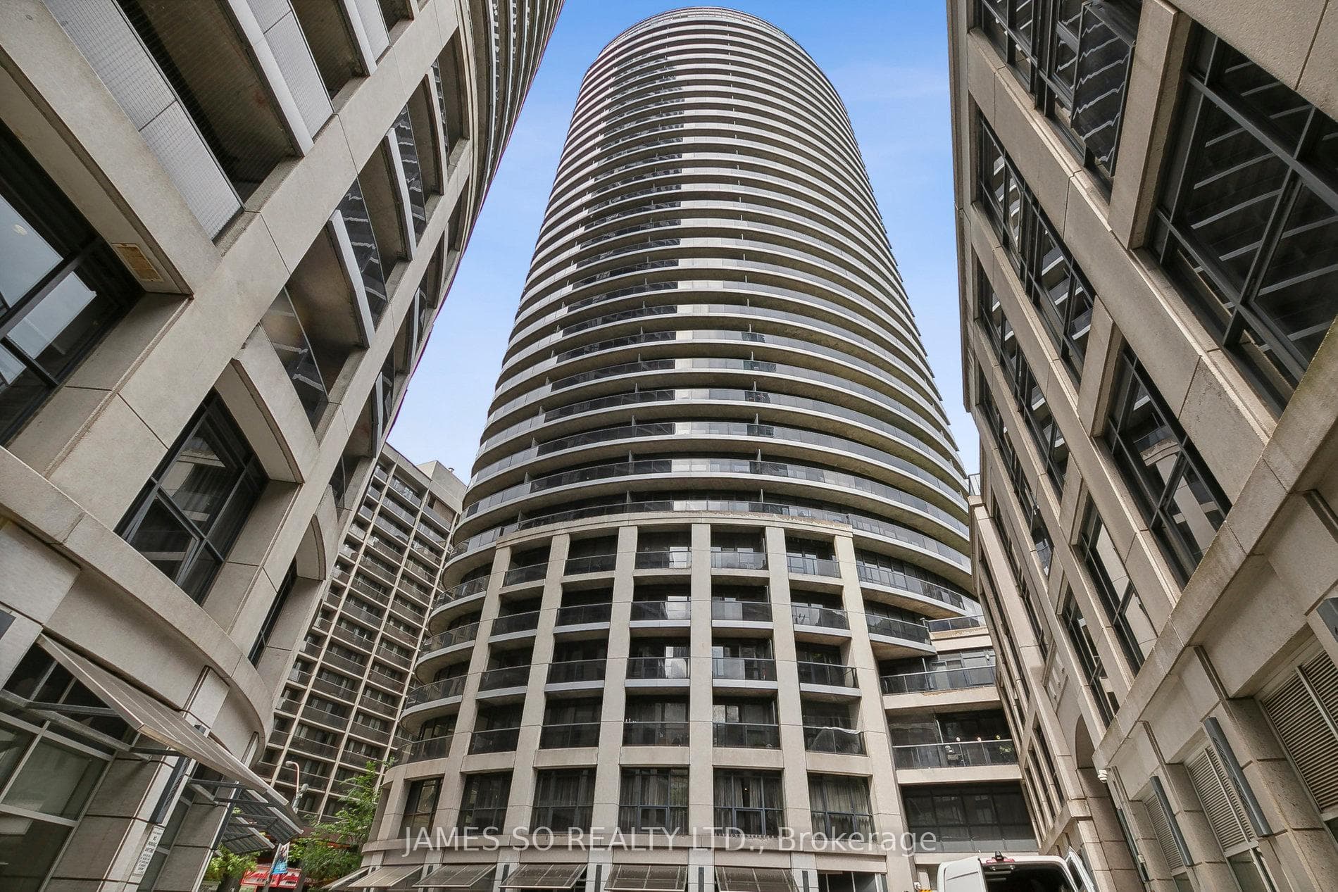 25 Carlton Street Unit 2008, Regent Park / Cabbagetown / St. James Town, ON M5B 1L4 - Photo 1