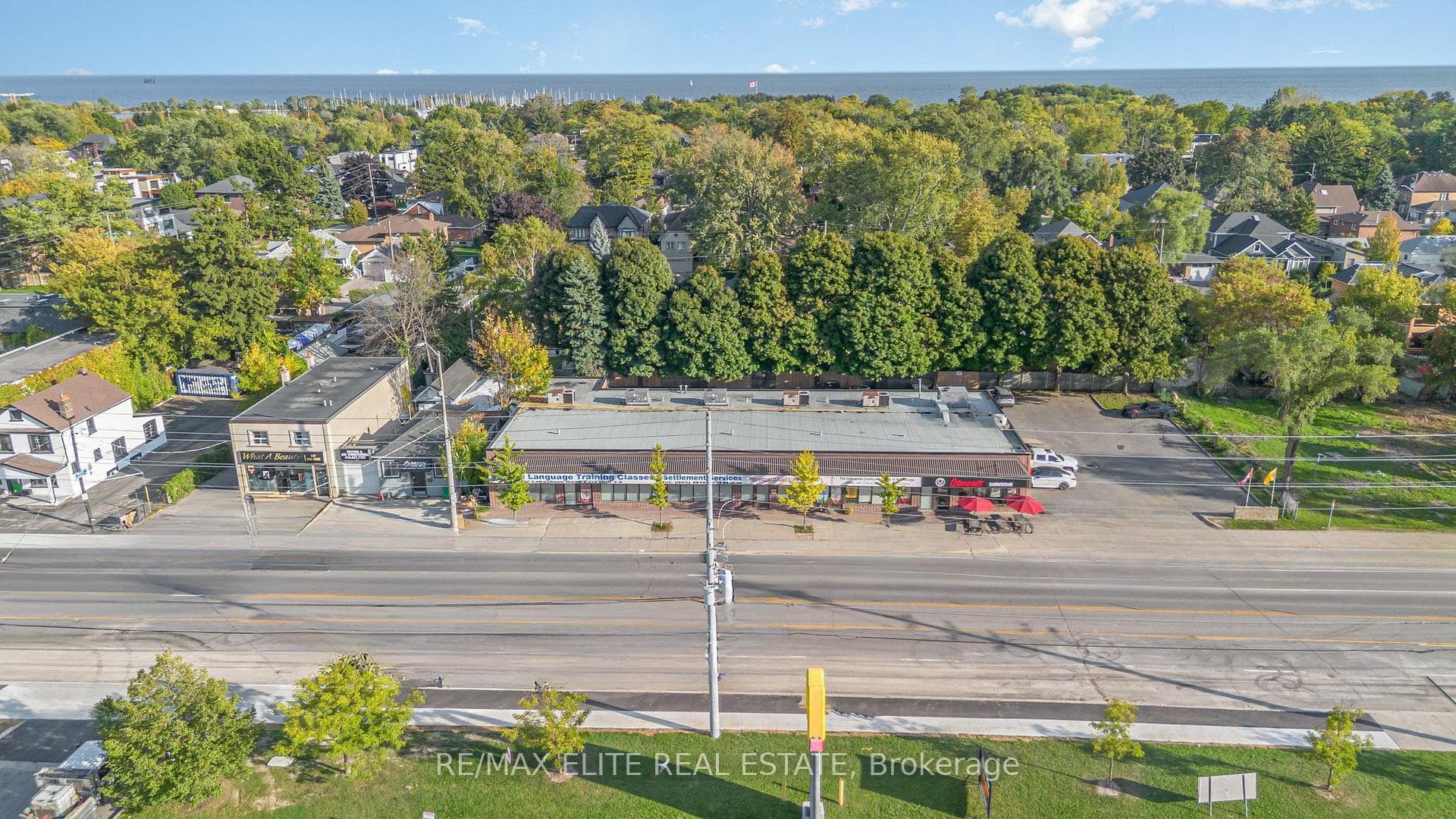 600 Lakeshore Road, Mississauga, ON L5G 1J4 - Photo 1