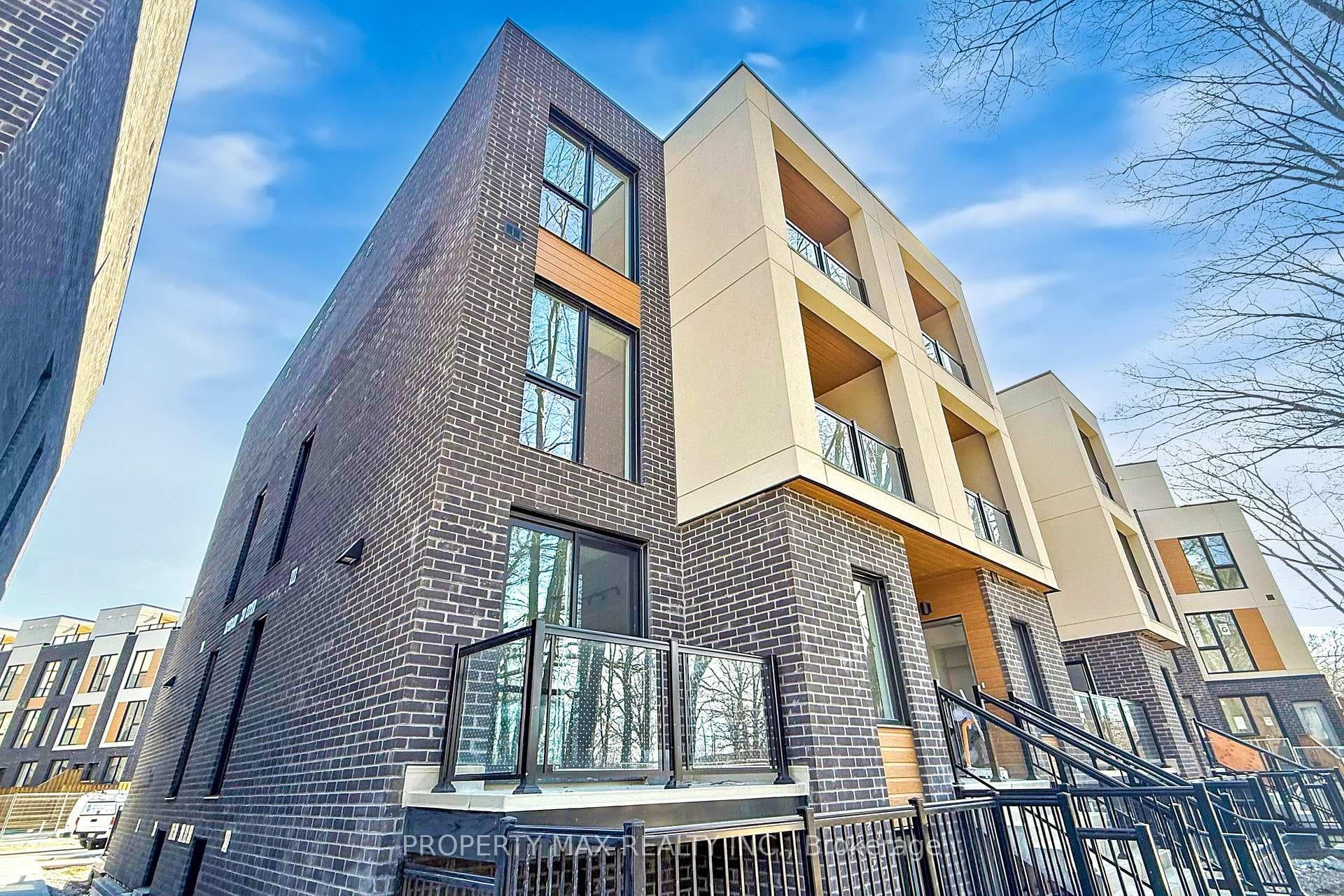 170 Clonmore Drive Unit 9, Birch Cliff / Cliffside, ON M1N 0B9 - Photo 1