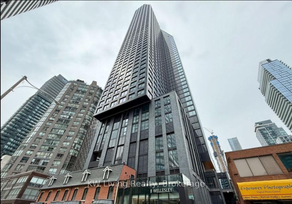 8 Wellesley Street Unit 4912, Downtown Toronto / Waterfront, ON M4Y 0J5 - Photo 1