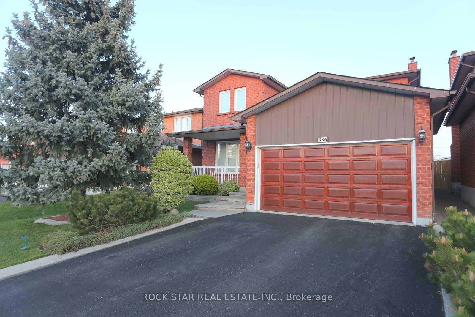 886 Wetherby Lane, Mississauga, ON L4W 4S8 - Photo 1