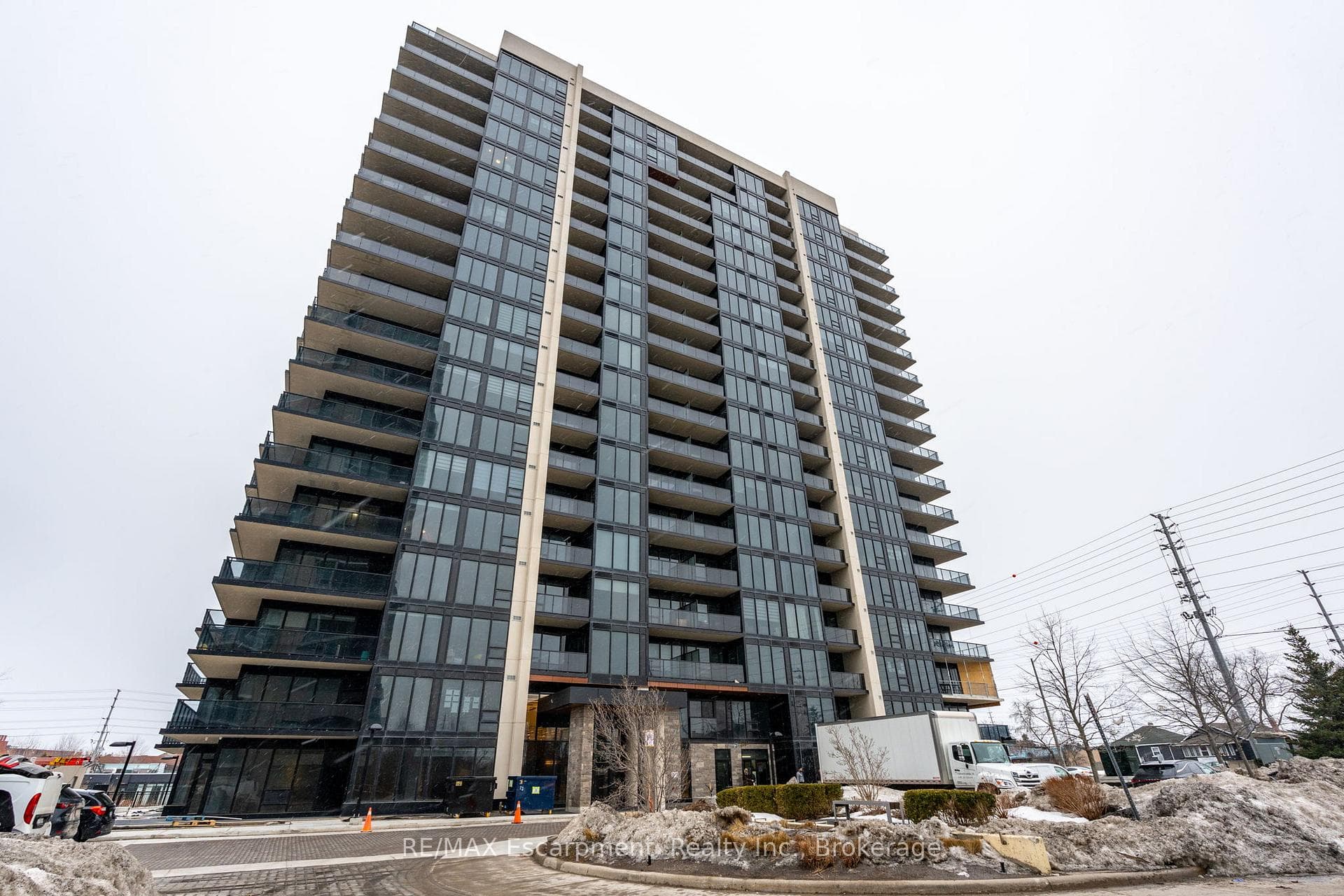 1035 Southdown Road Unit 1501, Mississauga, ON L5J 0A3 - Photo 1