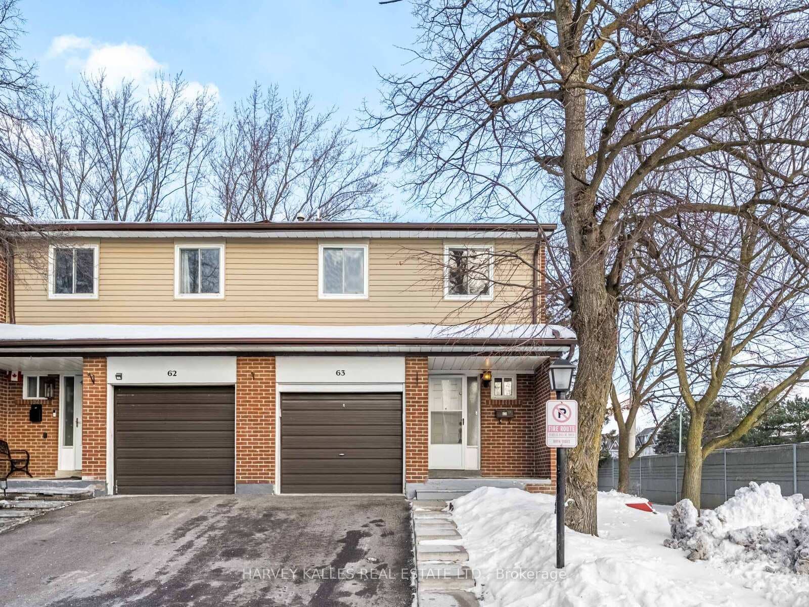 3025 Cedarglen Gate Unit 63, Mississauga, ON L5C 2V7 - Photo 1