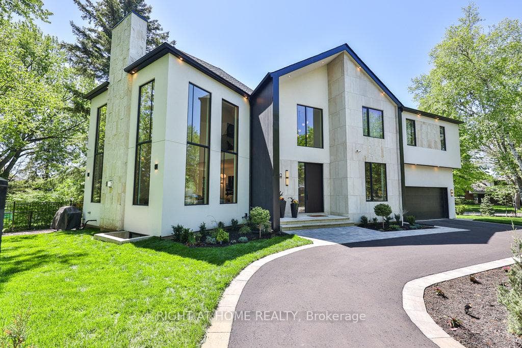 920 Calder Road, Mississauga, ON L5J 2N7 - Photo 1