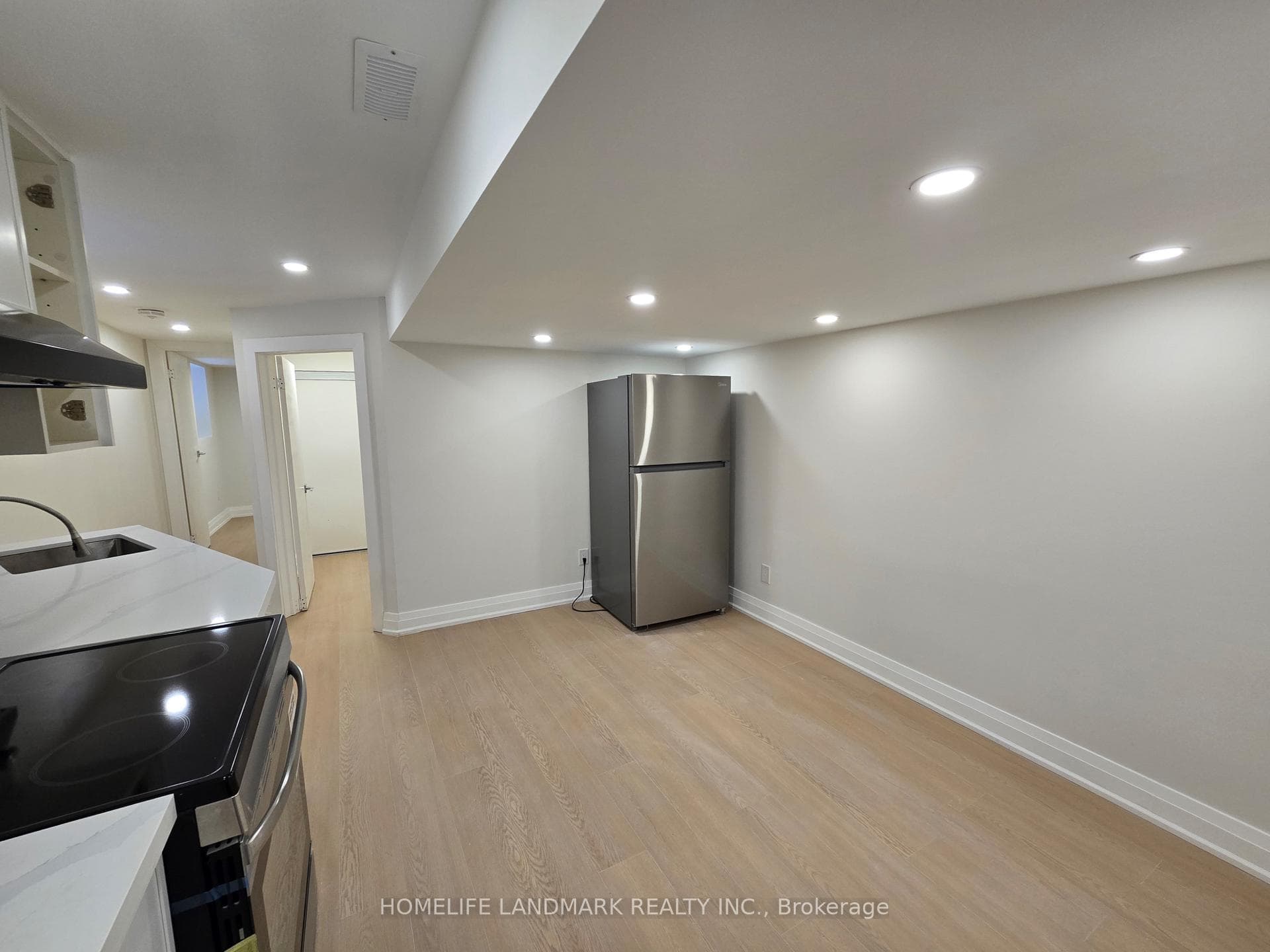 9 Alton Avenue, Riverdale / Leslieville, ON M4L 2M3 - Photo 1