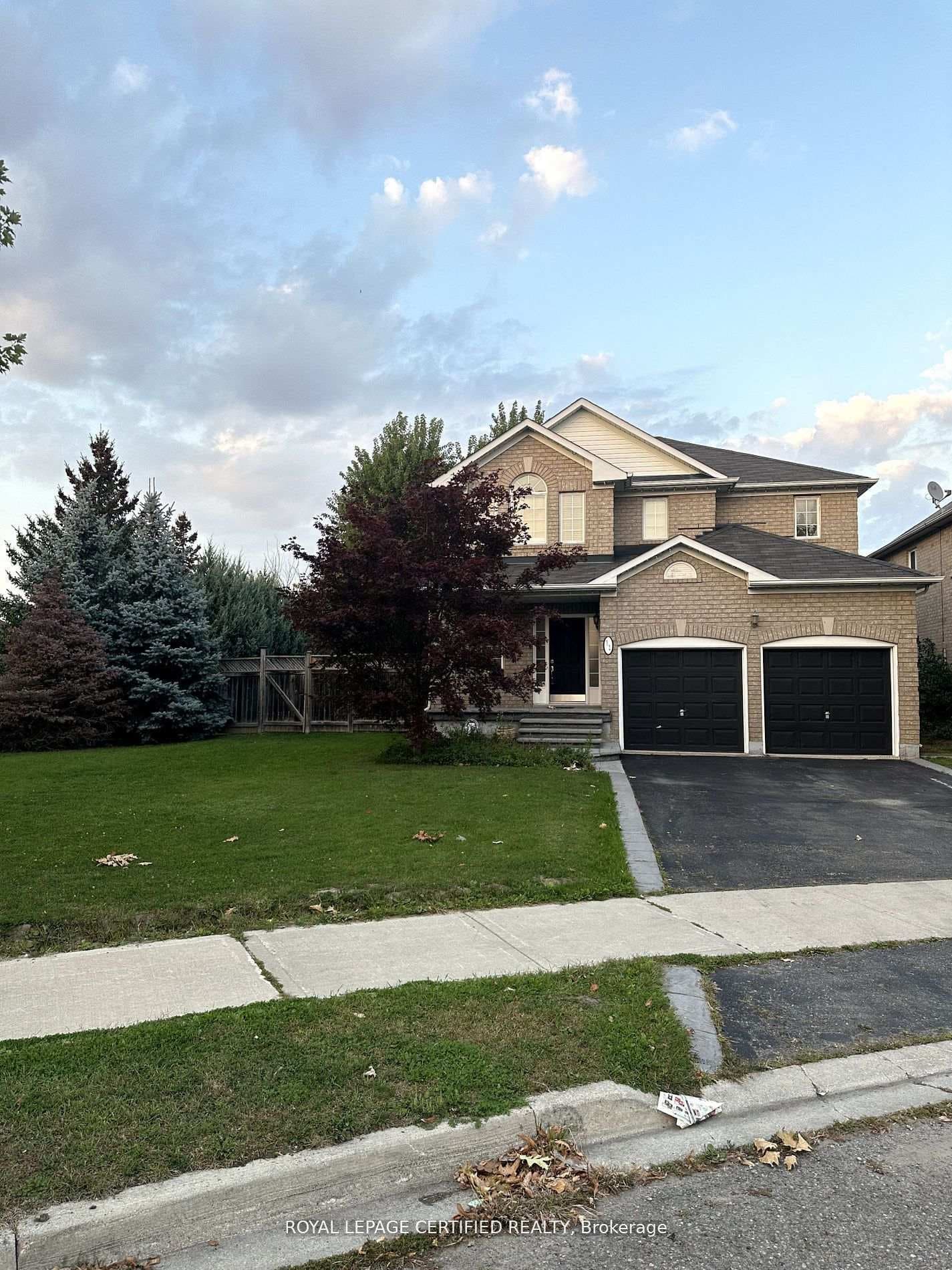 32 Fallstar Crescent, Brampton, ON L7A 2J6 - Photo 1