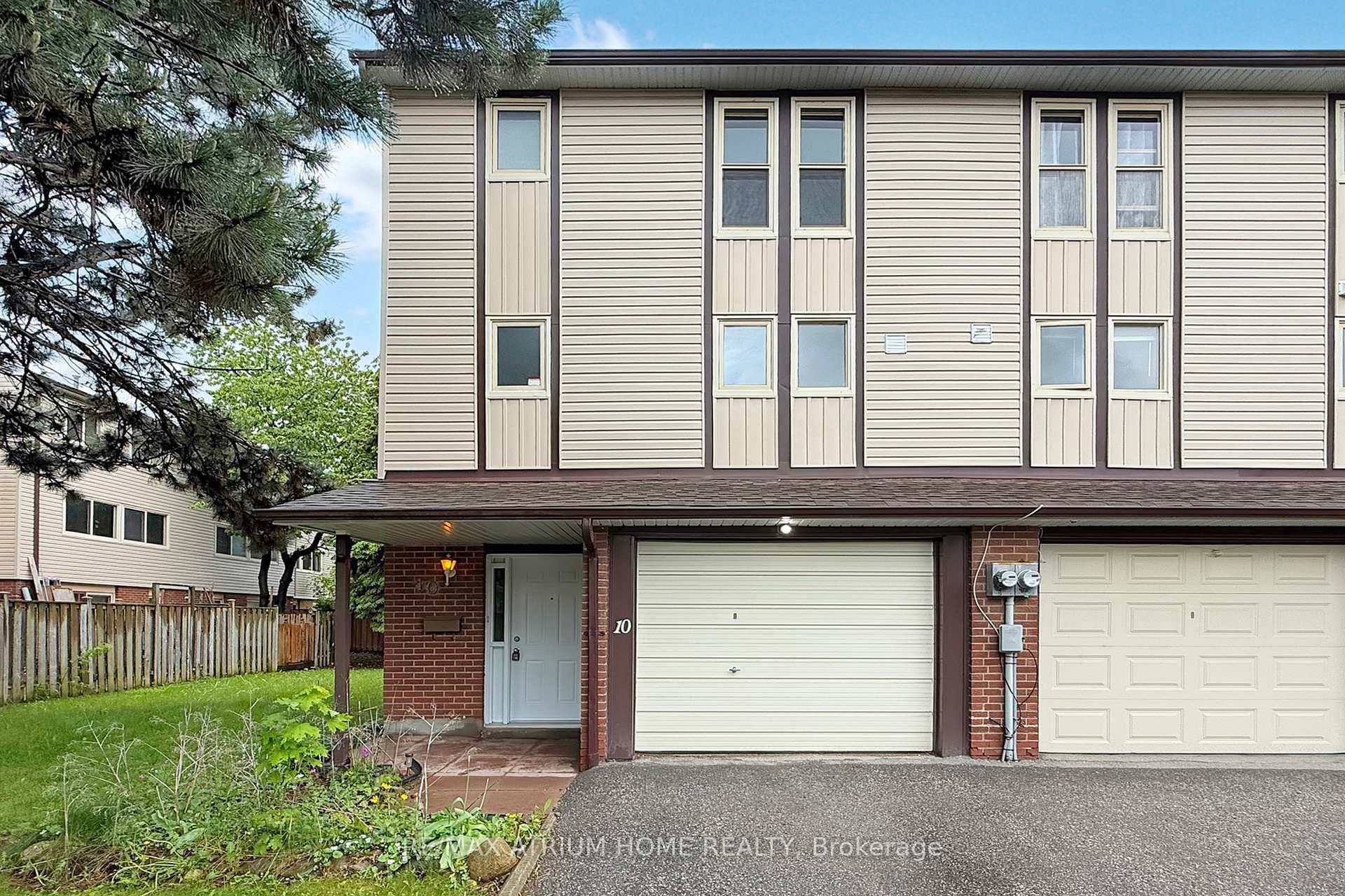 10 Townsend Road, Hillcrest Village / Bayview Village, ON M2H 2T2 - Photo 1