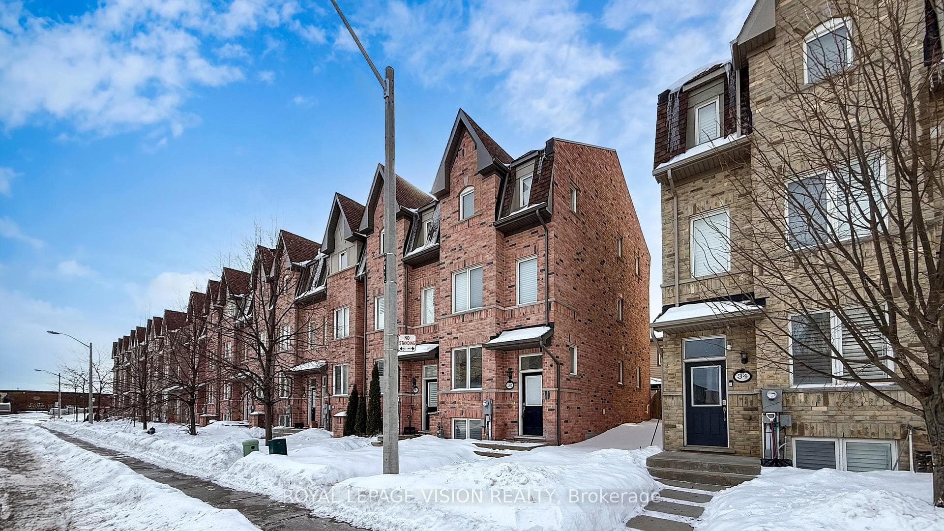 32 Zezel Way