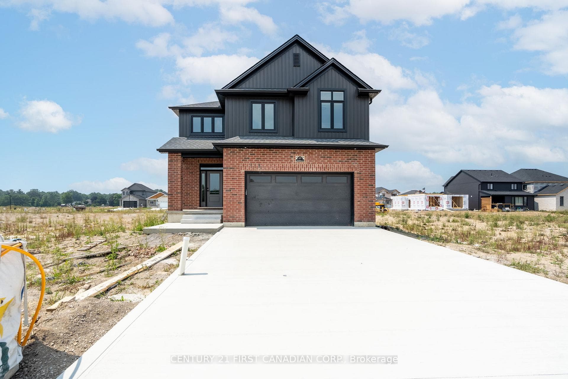 105 Sheldabren Street, North Middlesex, ON N0M 1A0 - Photo 1