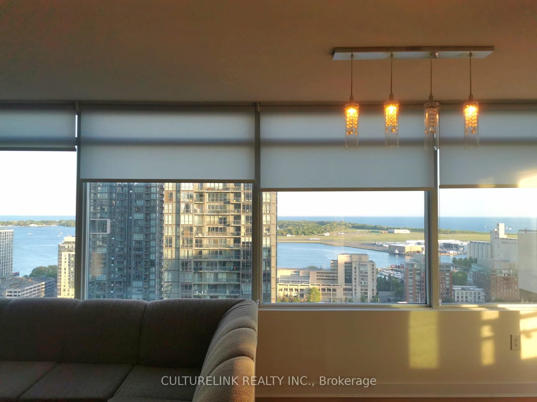 25 Telegram Mews Unit 2709, Toronto C01