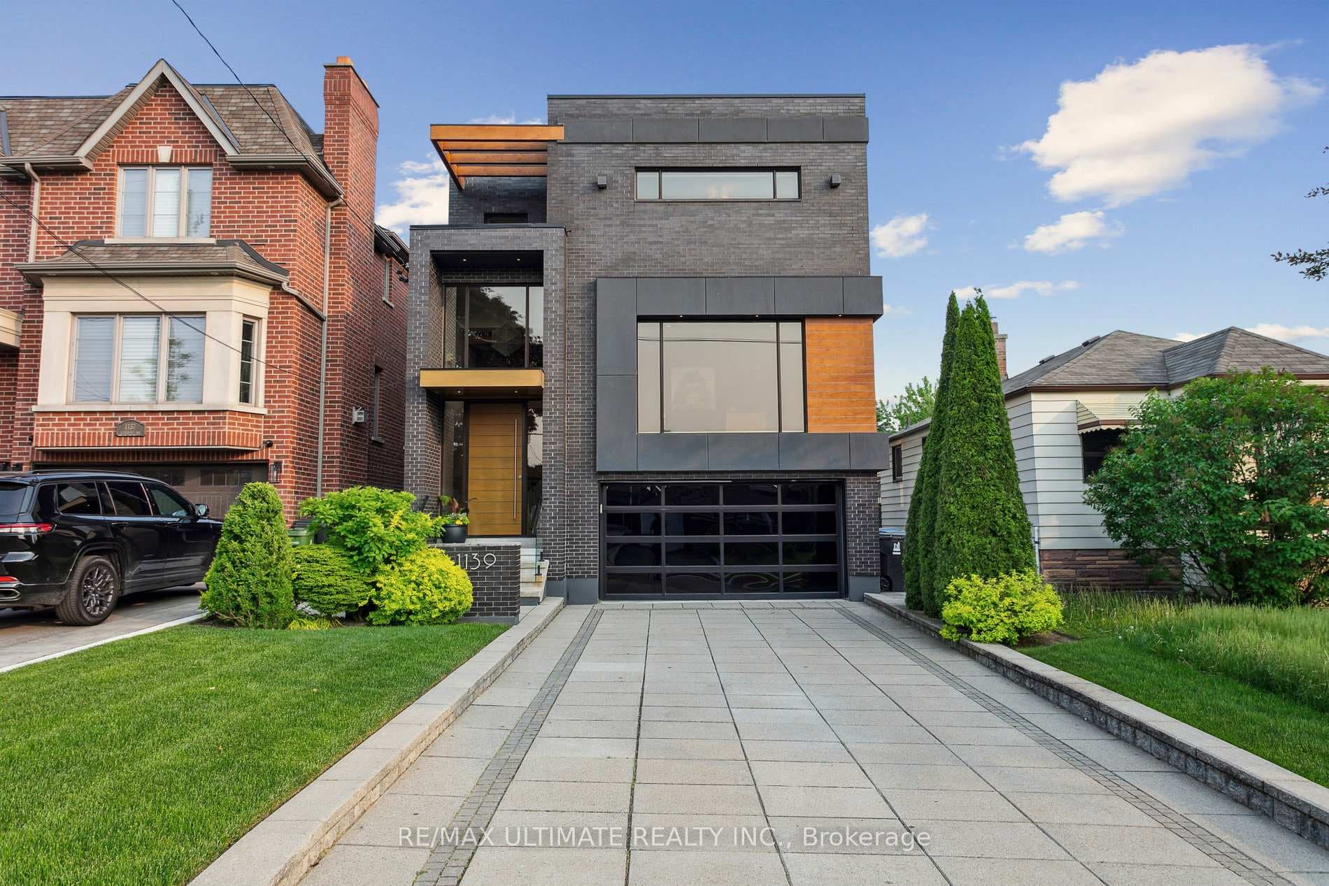 1139 Glengrove Avenue, York / Weston, ON M6B 2K5 - Photo 1