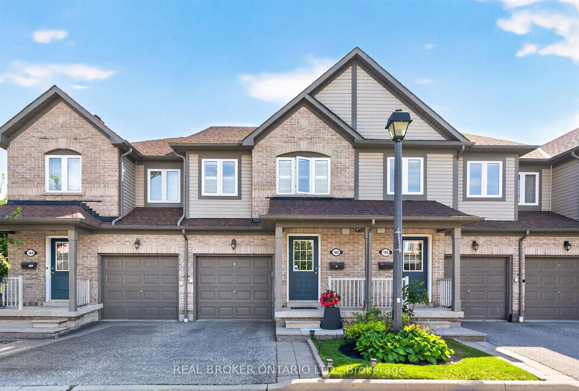 86 Joymar Drive Unit 102, Mississauga, ON L5M 7Z6 - Photo 1