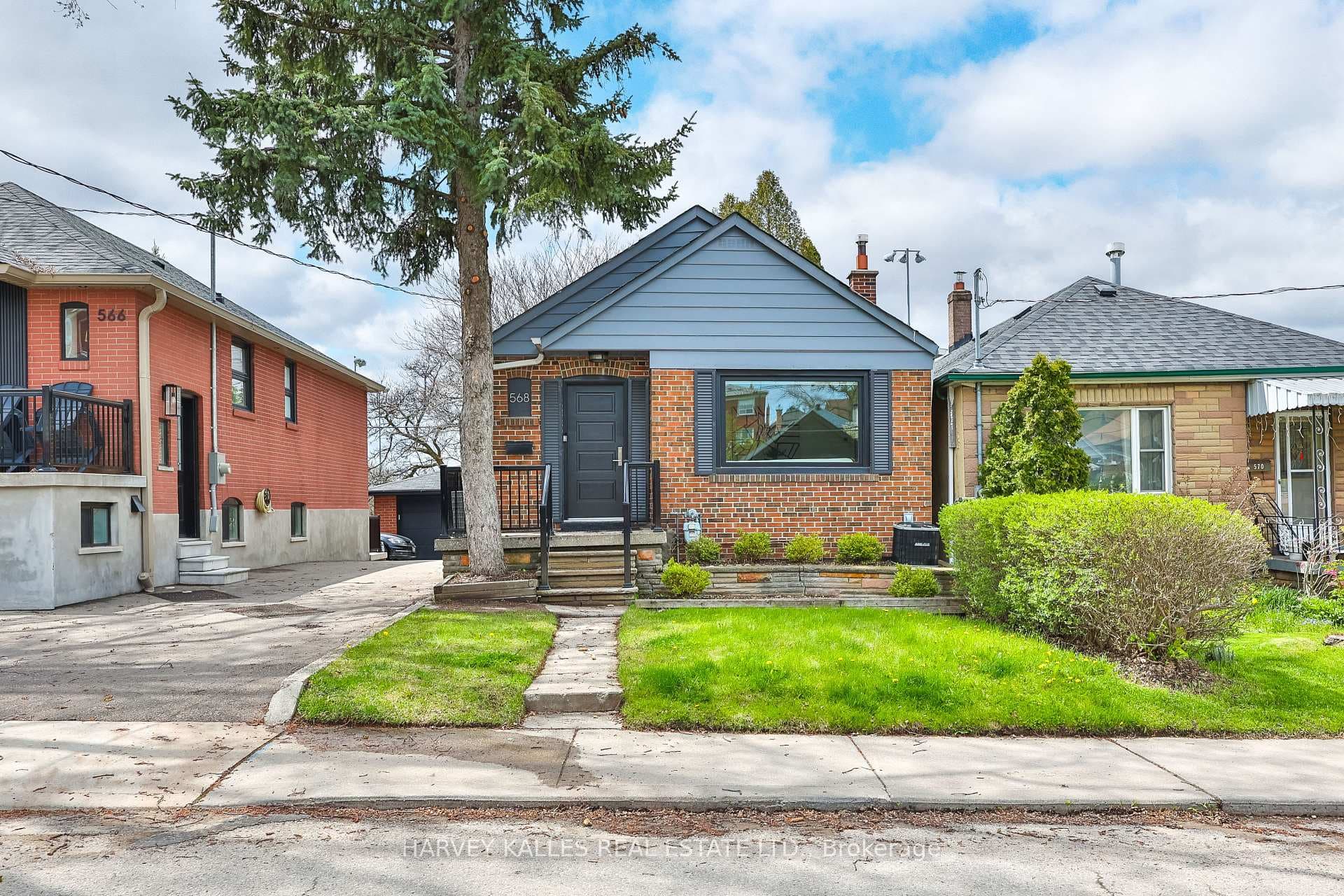 568 Northcliffe Boulevard, Toronto C03
